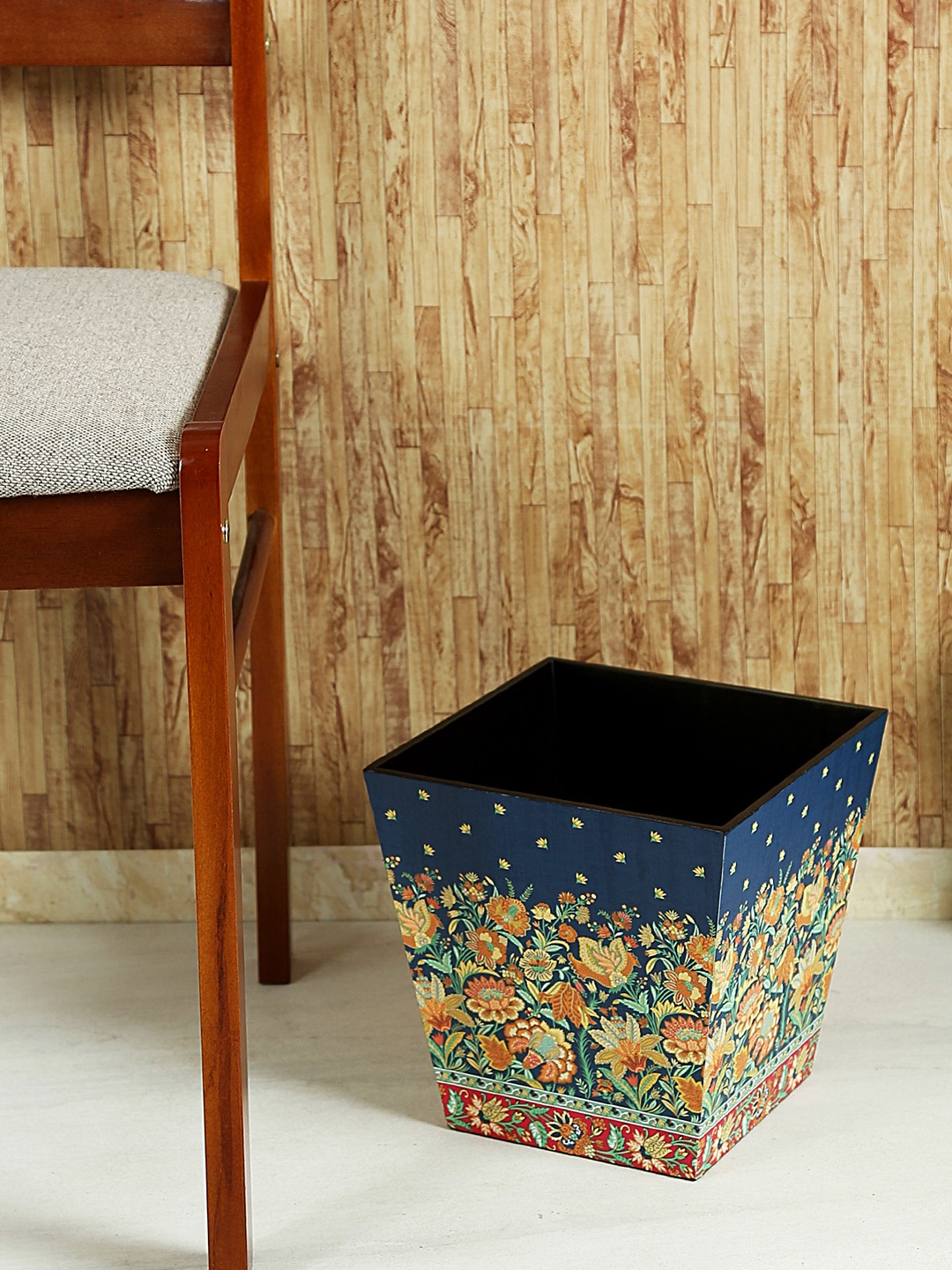 

Reinvention Factory Navy Blue & Yellow Printed Bin