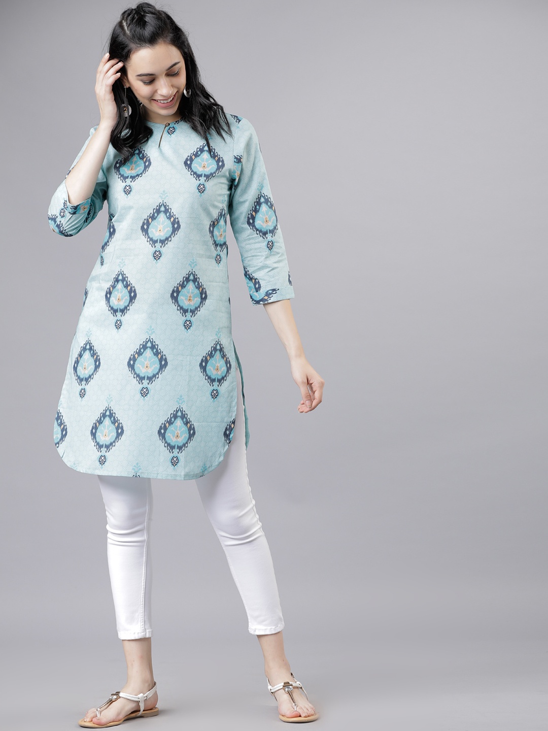

Vishudh Women Blue Printed Tunic