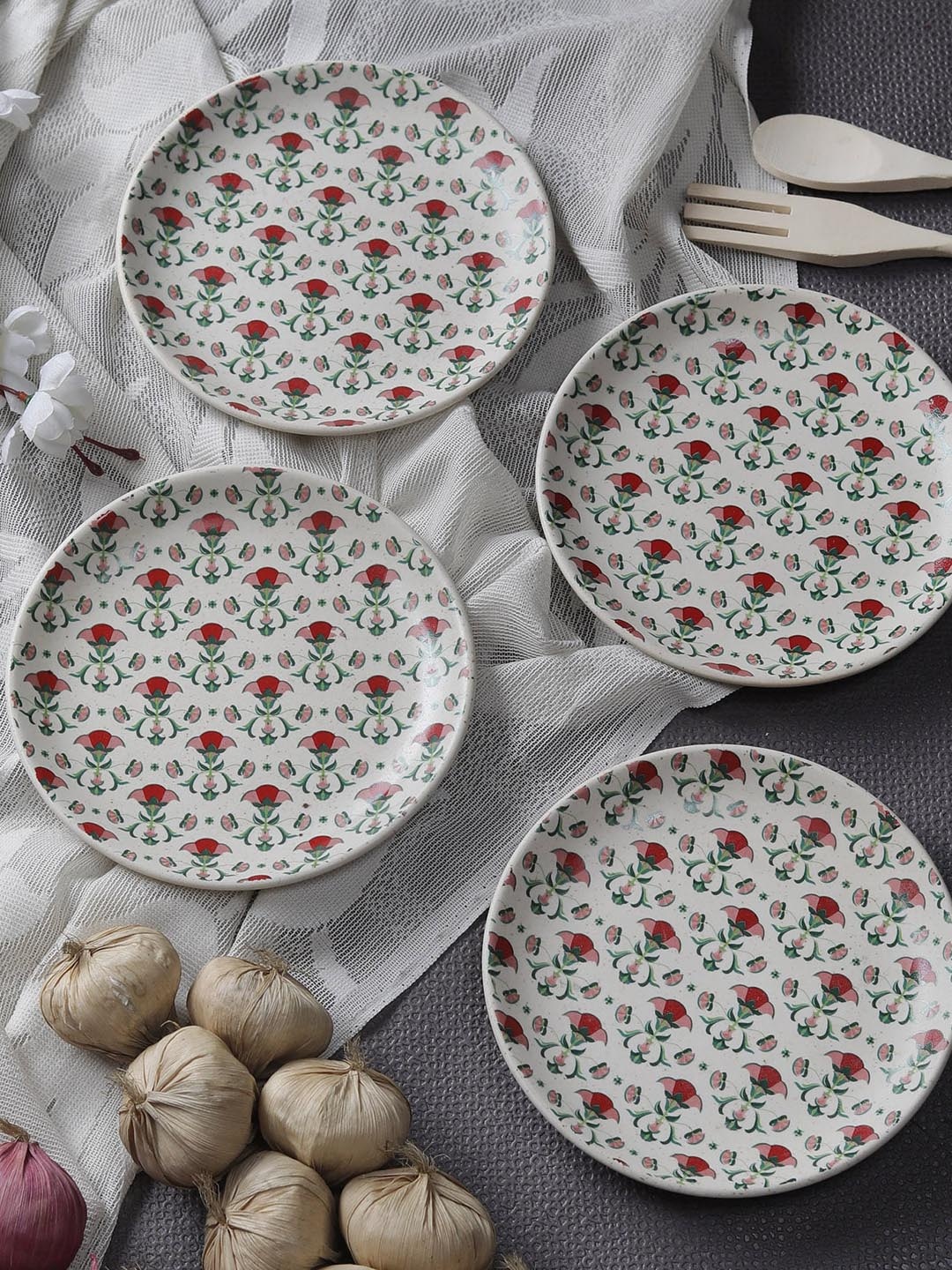 

MIAH Decor Beige & Green Set Of 4 Quarter Plates