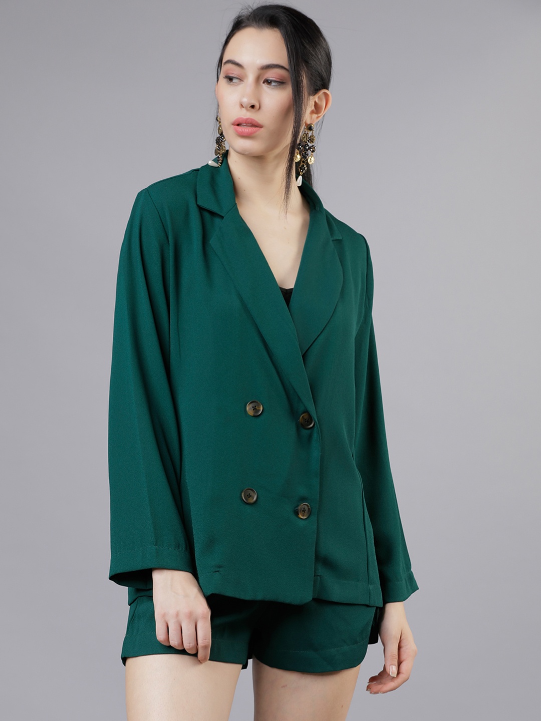 

Tokyo Talkies Women Green Blazer with Shorts