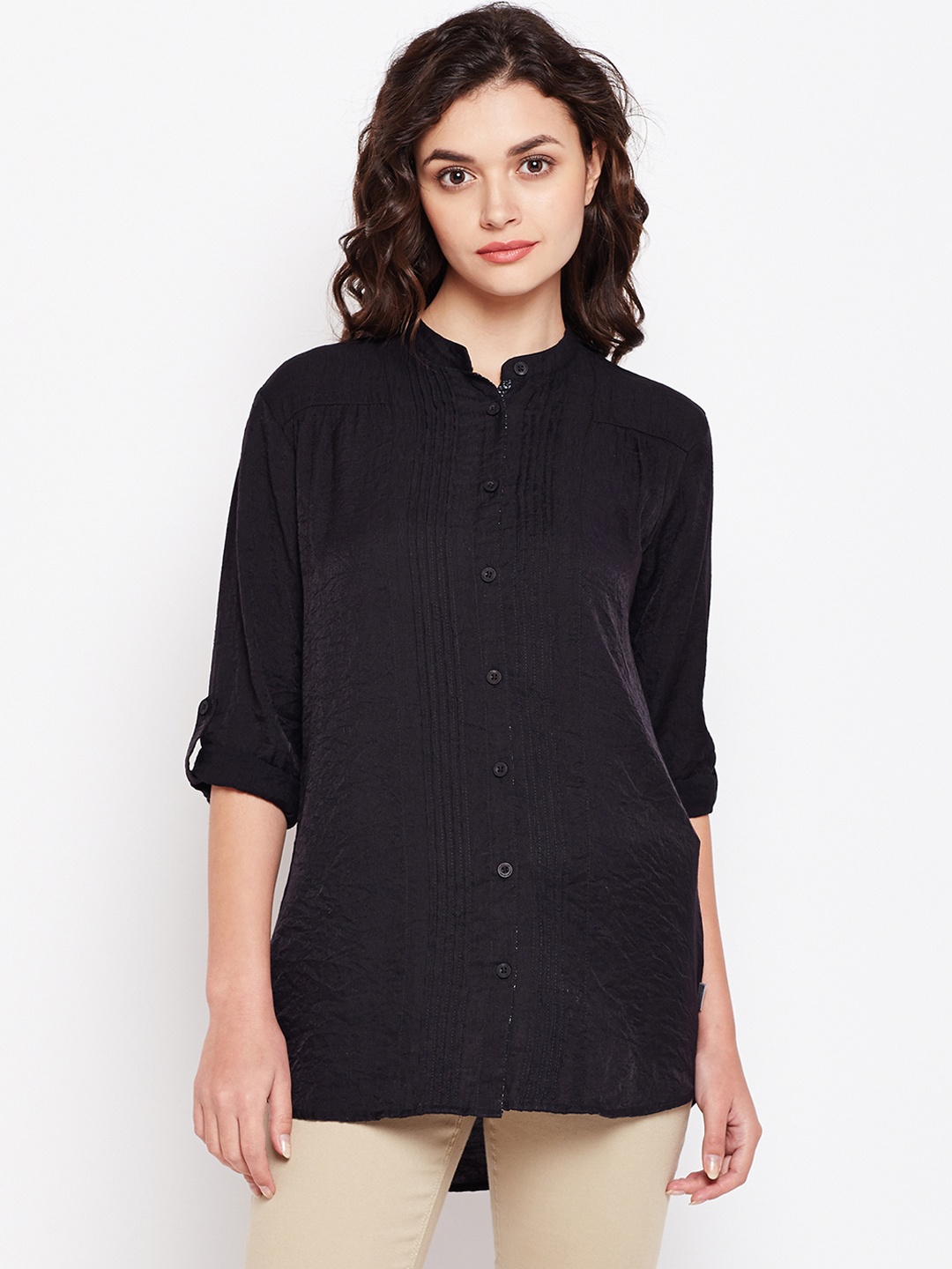 Crimsoune Club Women Black & Black Slim Fit Solid Casual Shirt