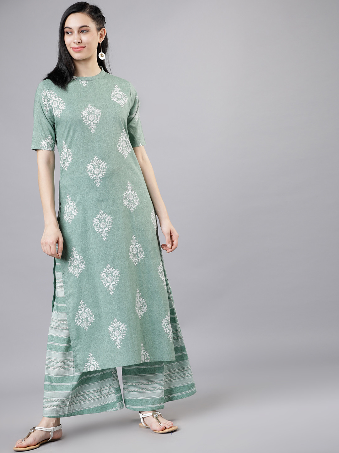 

Vishudh Women Green & Off-White Printed Kurta with Palazzos
