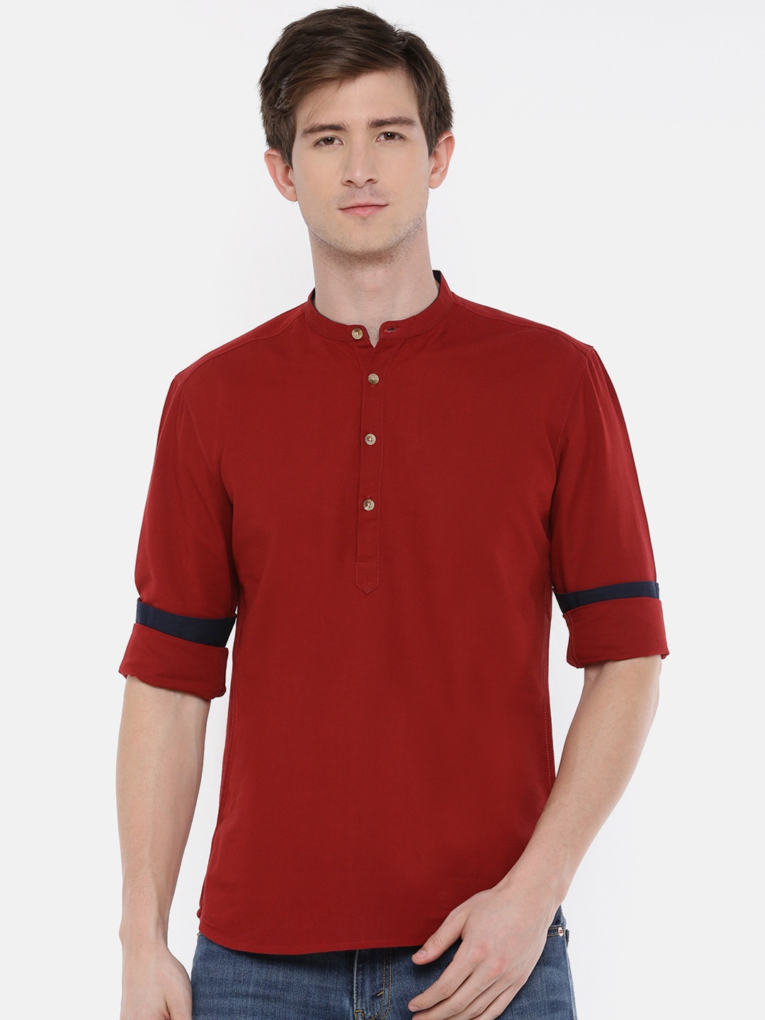

Chennis Men Burgundy Solid Straight Kurta