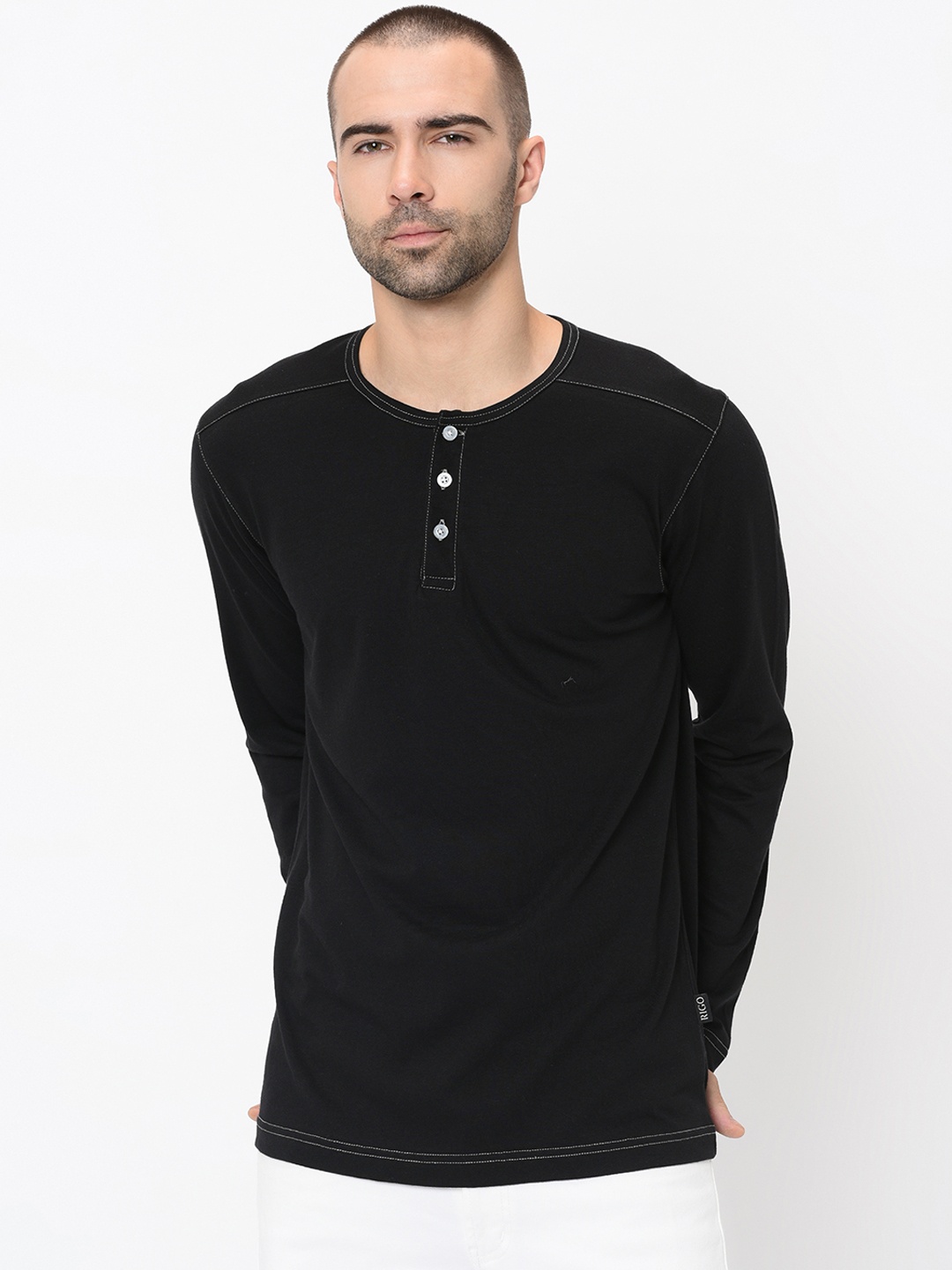 

Rigo Black Solid Henley Neck T-shirt