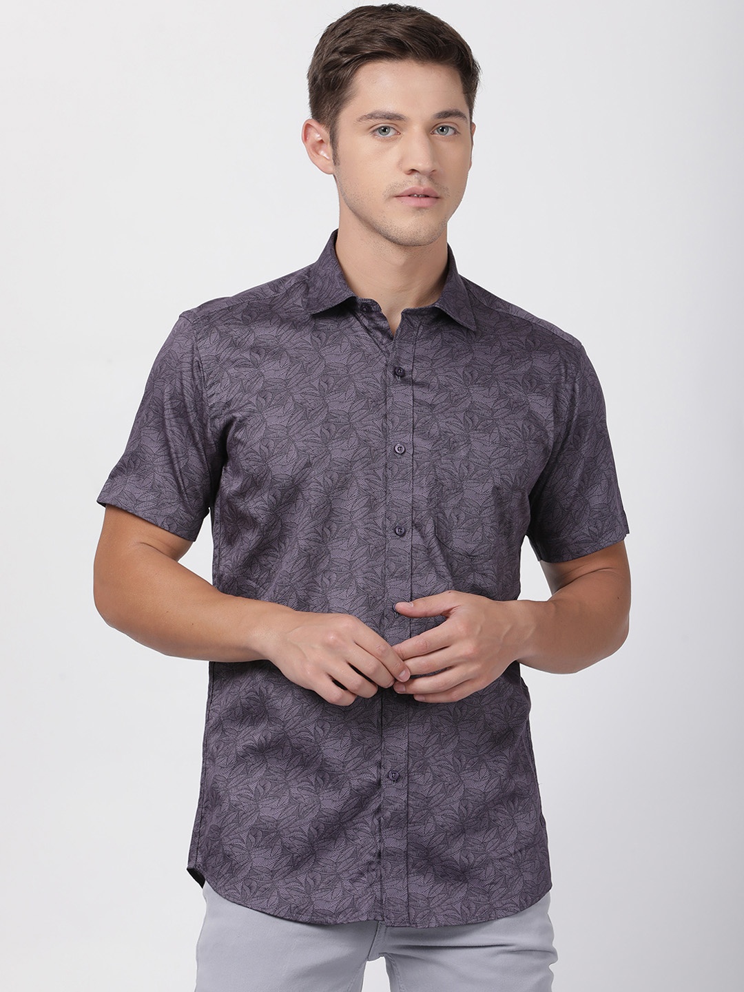 

Zeal Men Purple Standard Slim Fit Printed Casual Shirt
