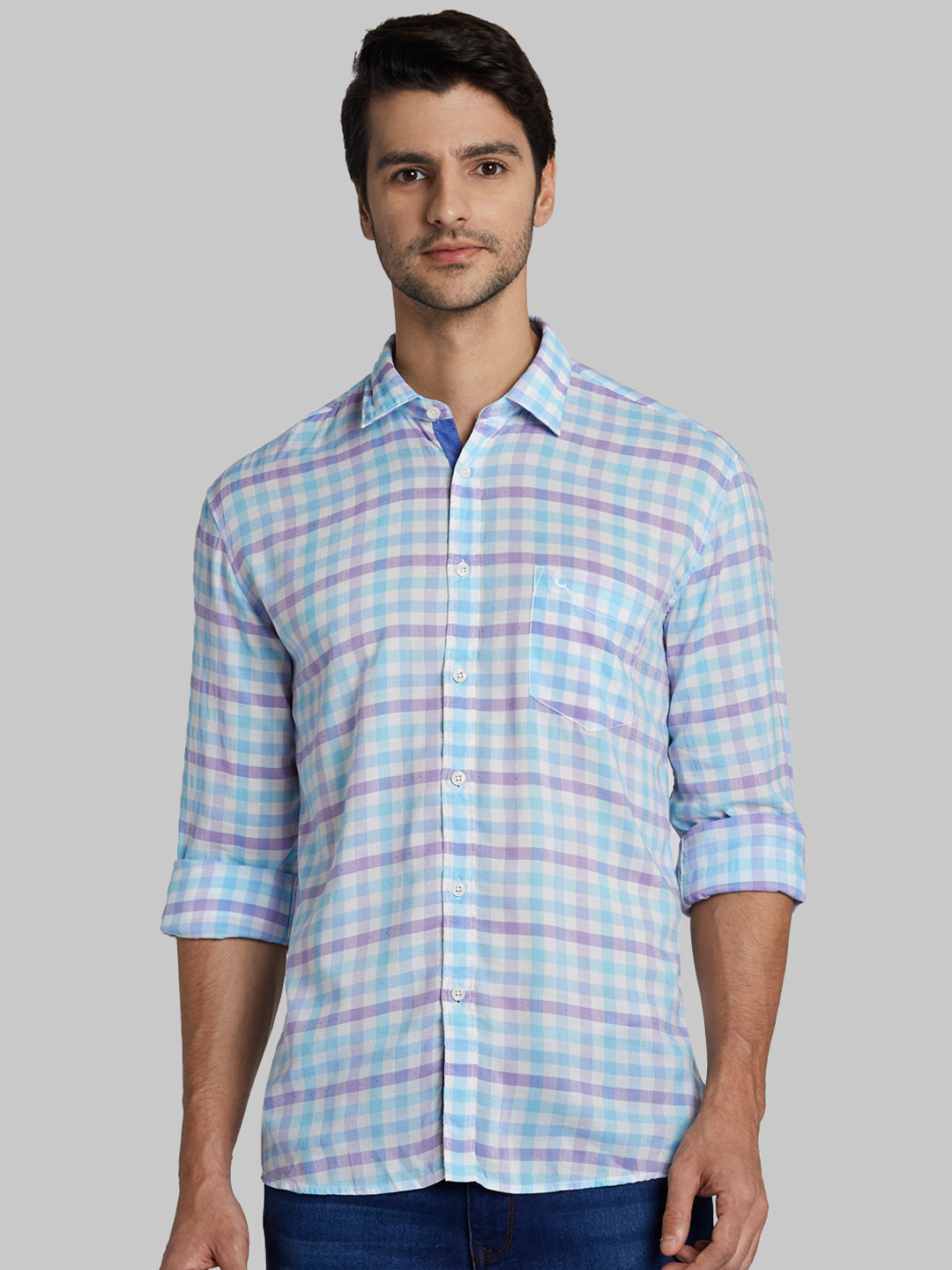 

Parx Men Blue Slim Fit Checked Casual Shirt