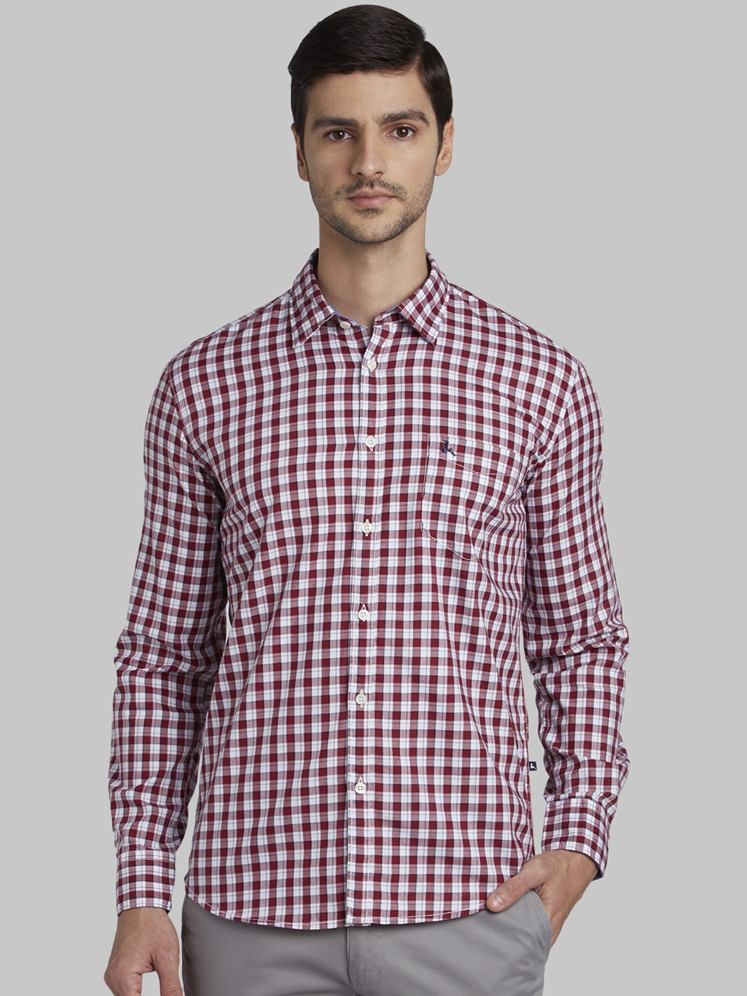 

Parx Men Red Slim Fit Checked Casual Shirt