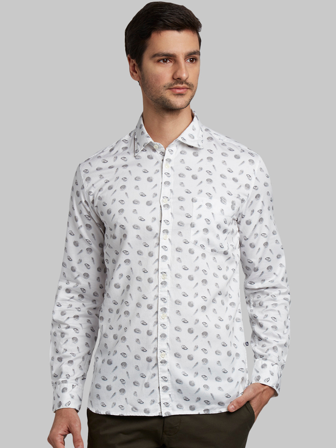 

Parx Men Off-White & Grey Slim Fit Printed Casual Shirt