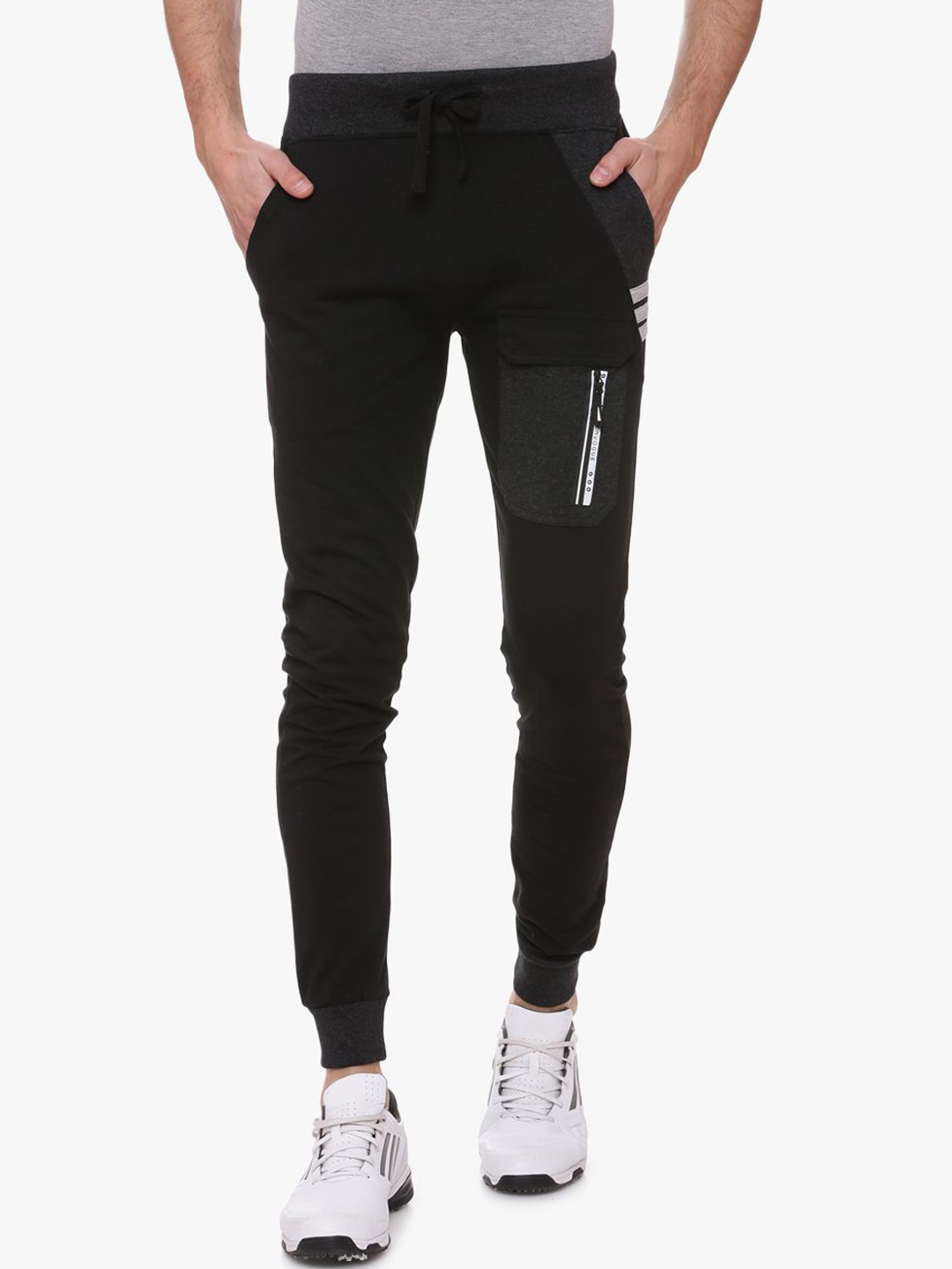 

Campus Sutra Men Black Solid Slim-Fit Joggers