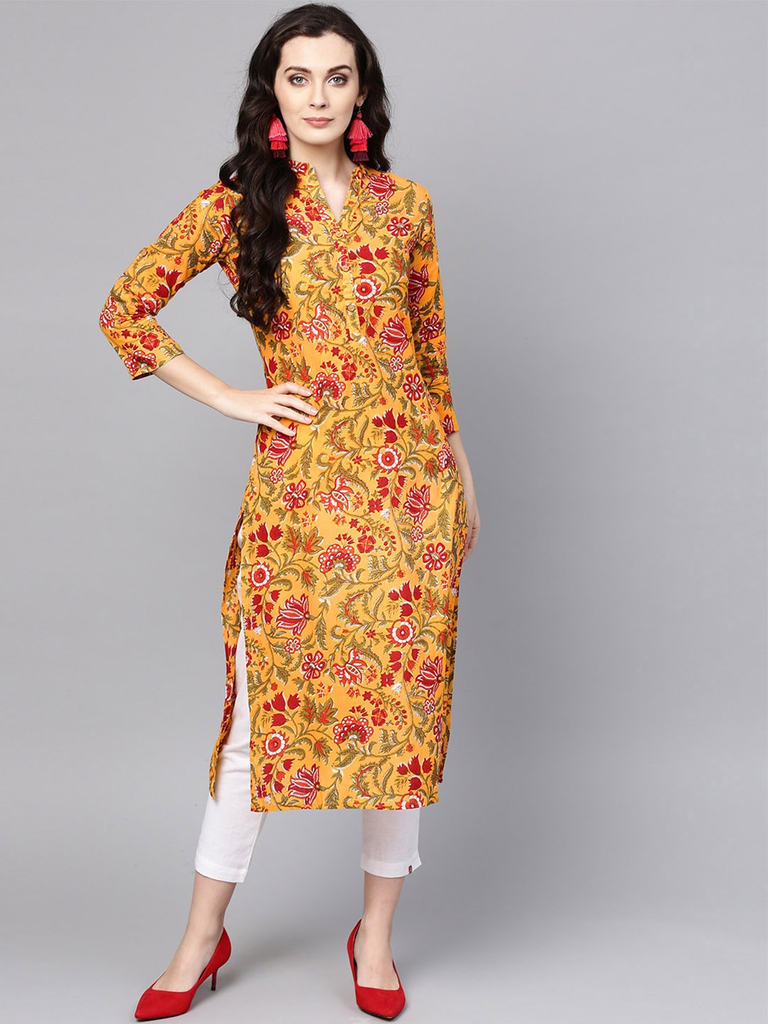 

Varanga Women Mustard Yellow & Red Printed Straight Kurta