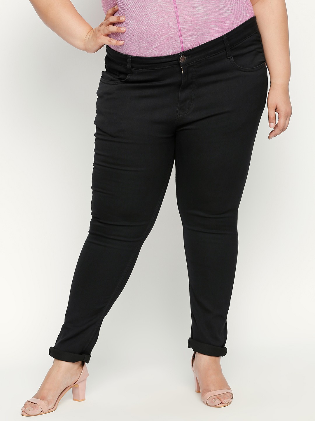 

ZUSH Plus Size Women Black Regular Fit Mid-Rise Clean Look Jeans