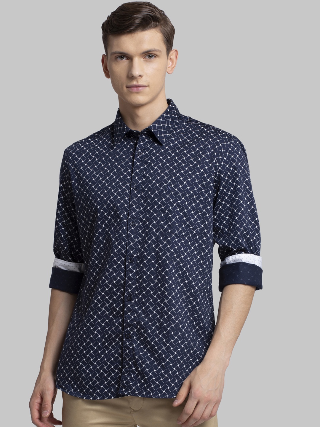 

Parx Men Navy Blue Slim Fit Printed Casual Shirt