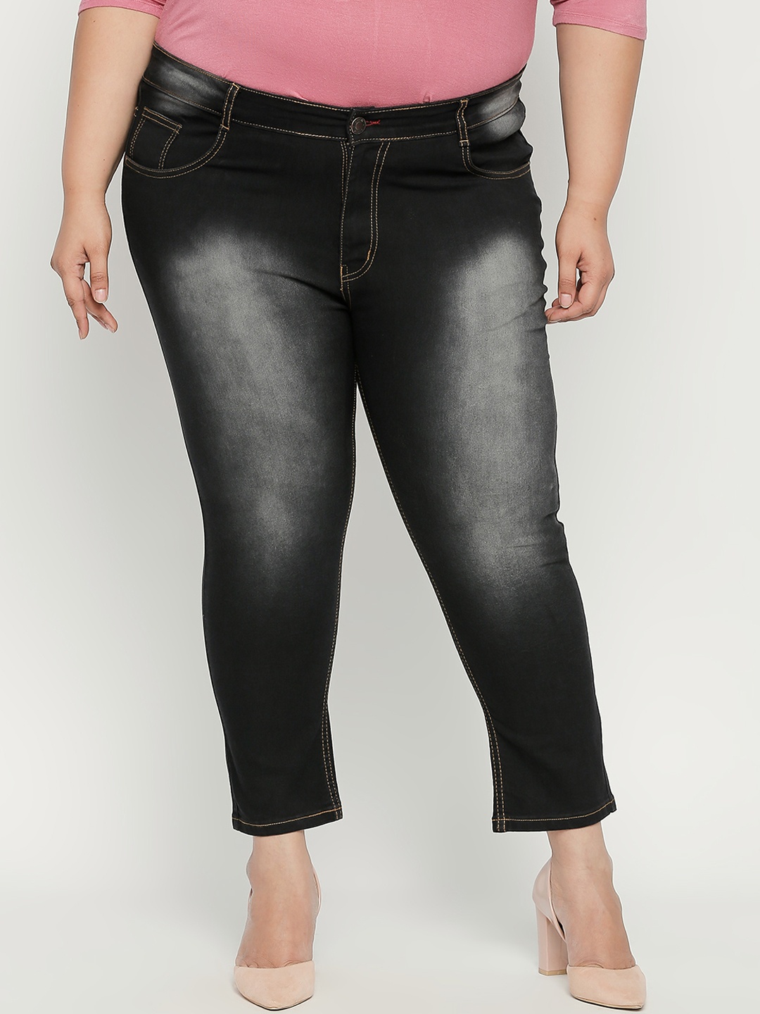 

ZUSH Plus Size Women Black Regular Fit Mid-Rise Clean Look Jeans
