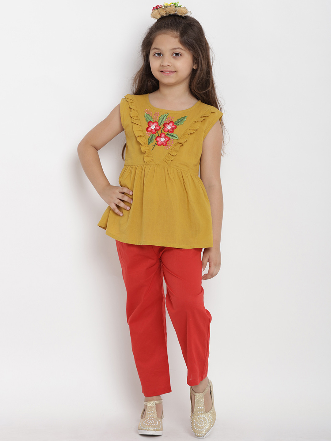 

Bitiya by Bhama Girls Mustard Yellow & Red Solid Top with Trousers