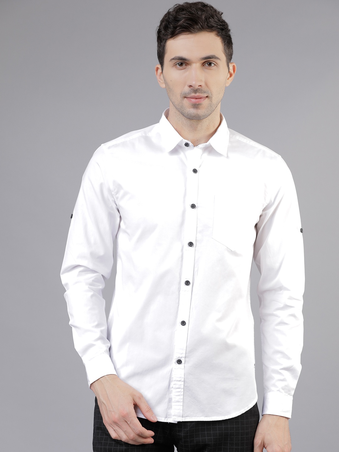 

LOCOMOTIVE Men White Slim Fit Solid Casual Shirt