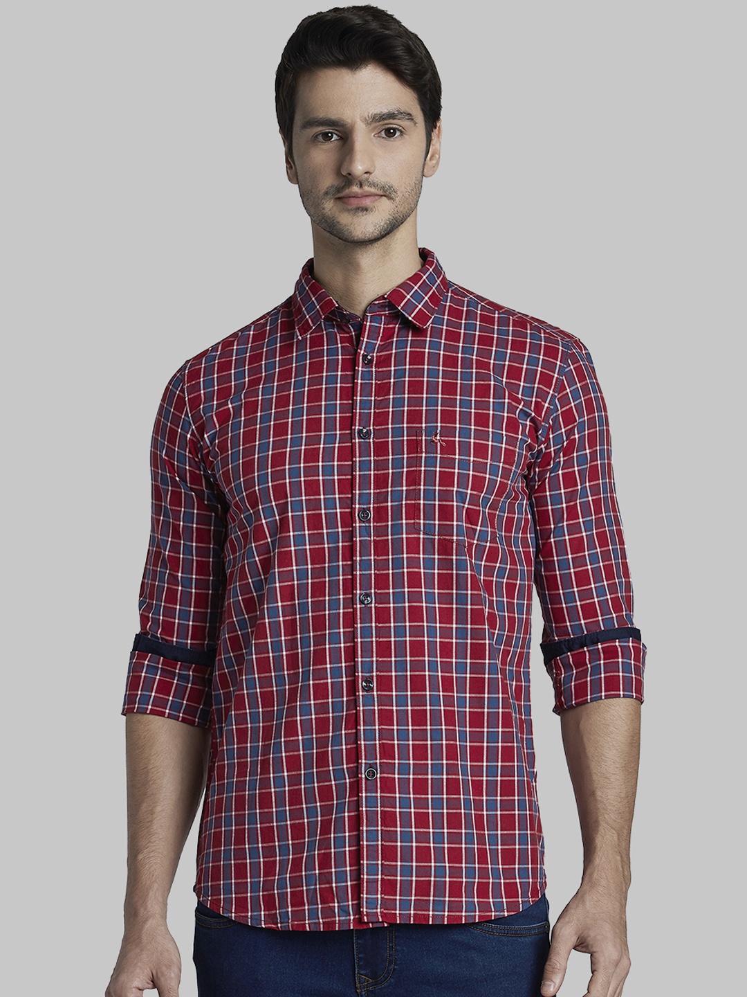 

Parx Men Red Slim Fit Checked Casual Shirt