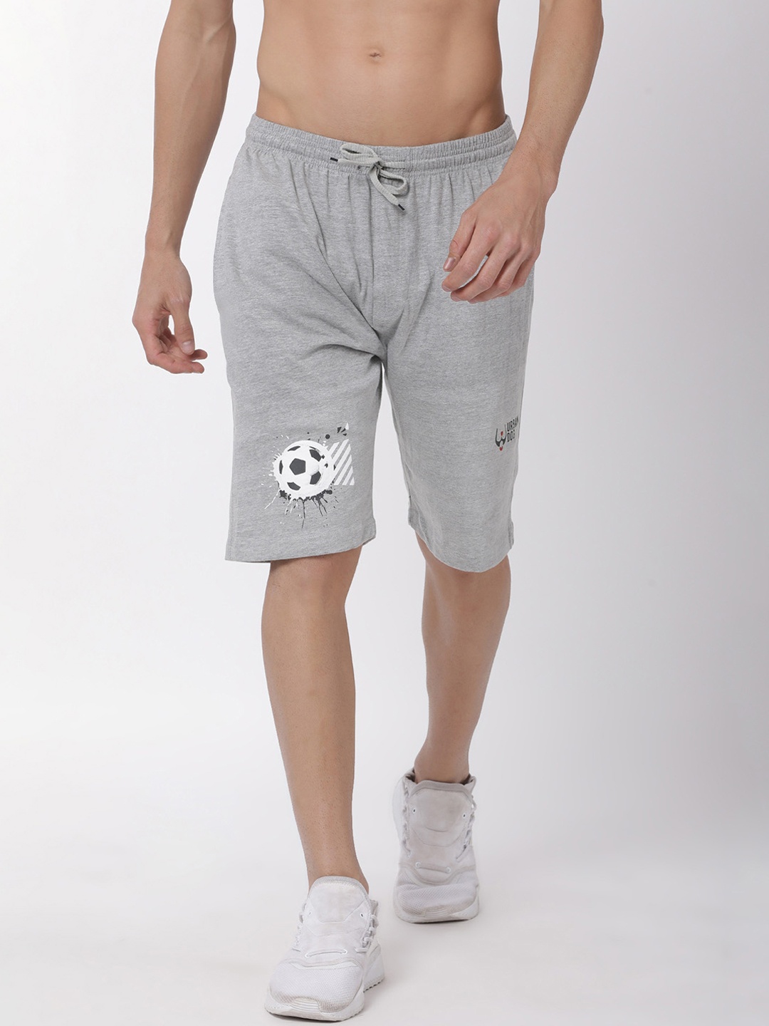 

Urban Dog Men Grey Solid Regular Fit Sports Shorts