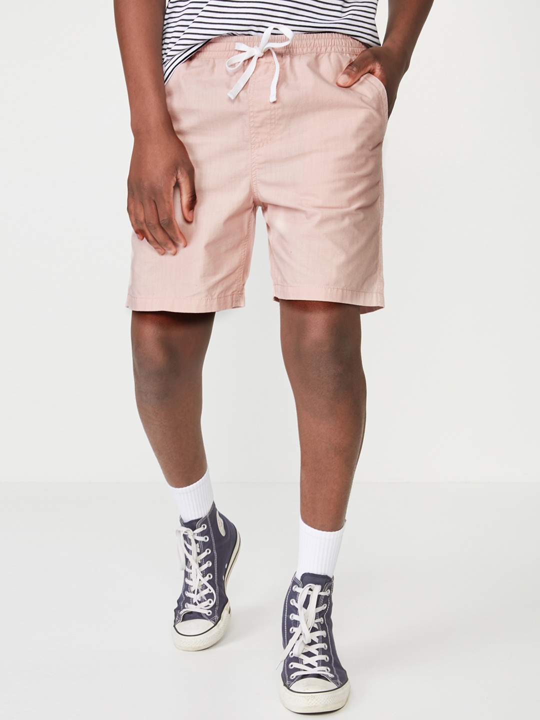 

COTTON ON Men Pink Solid Regular Fit Regular Shorts