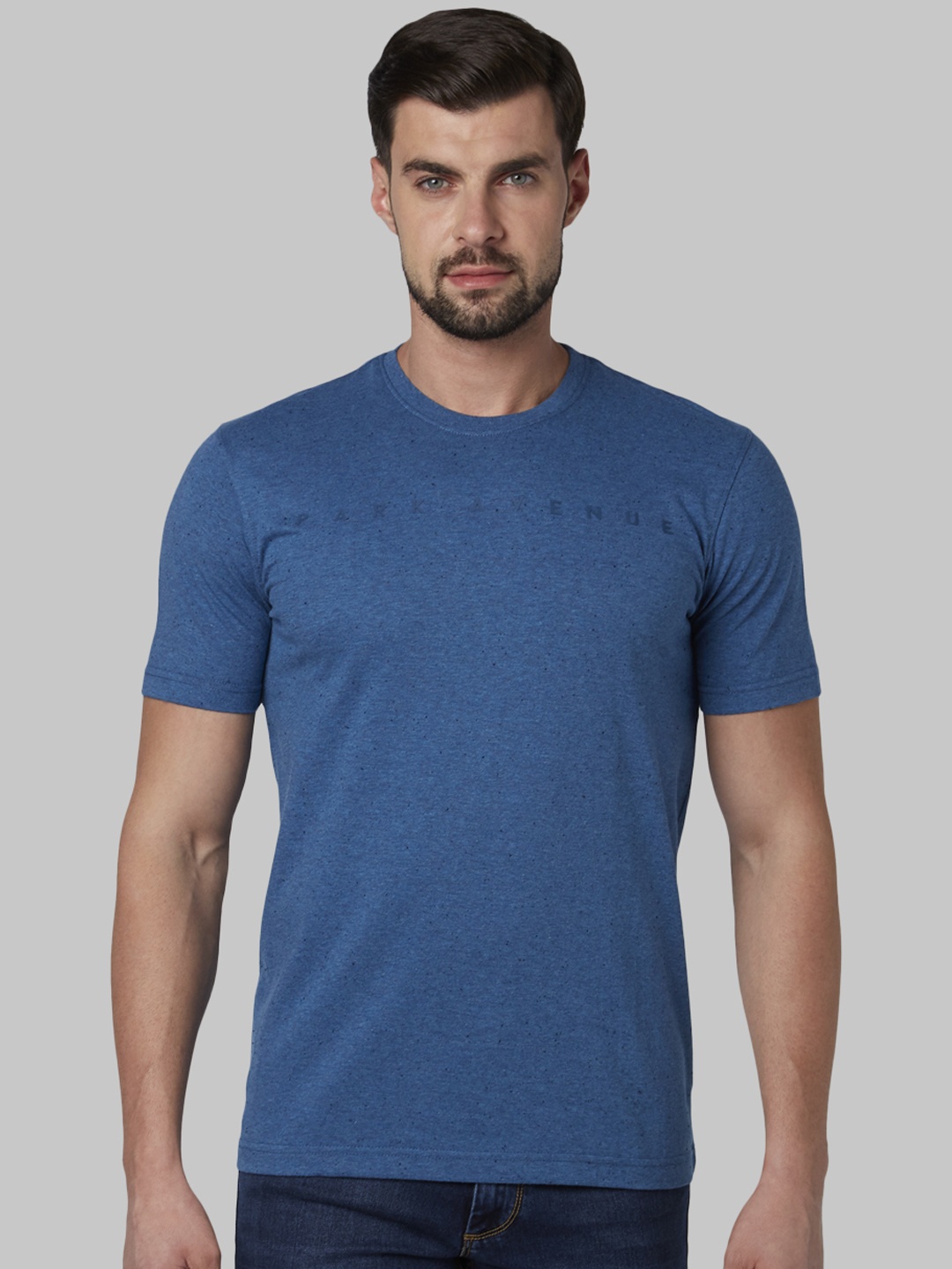 

Park Avenue Men Blue Solid Round Neck Pure Cotton T-shirt