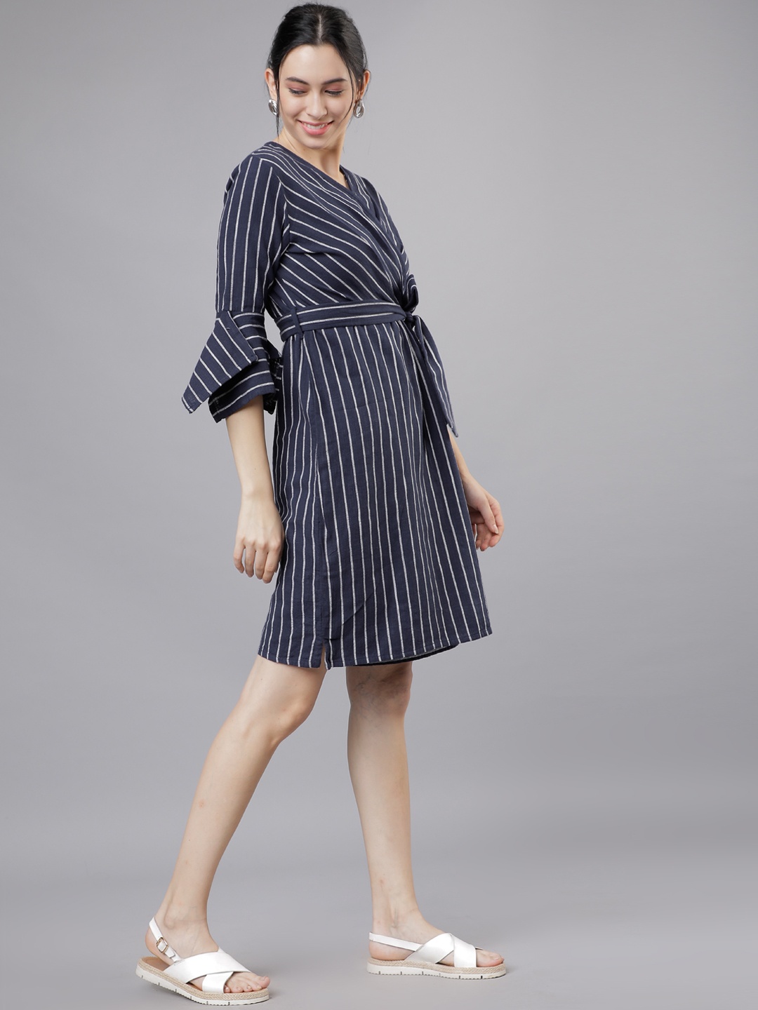

Tokyo Talkies Women Navy Blue & White Wrap Dress