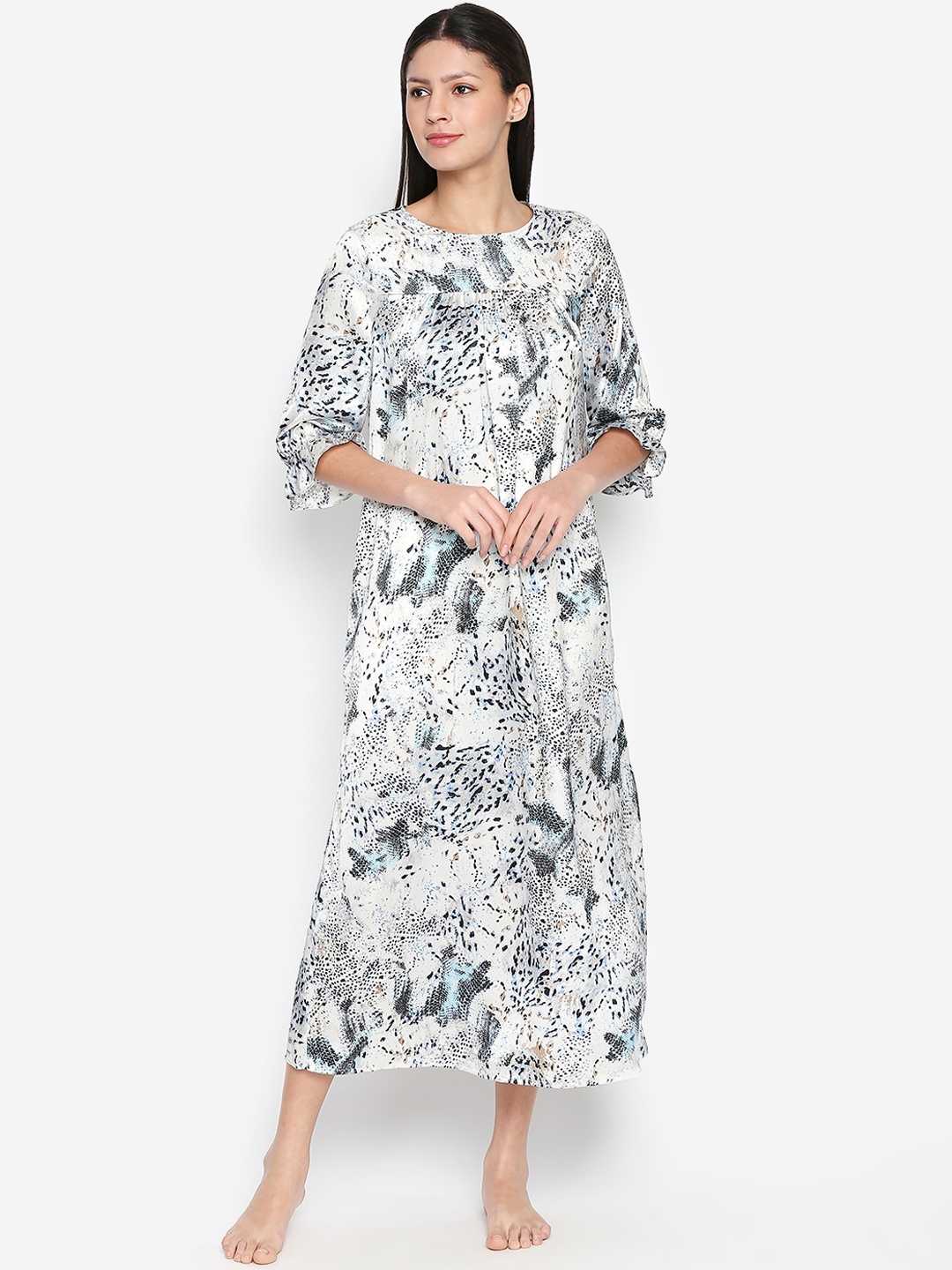 

Oxolloxo Off-White & Grey Printed Nightdress S19380WNW001