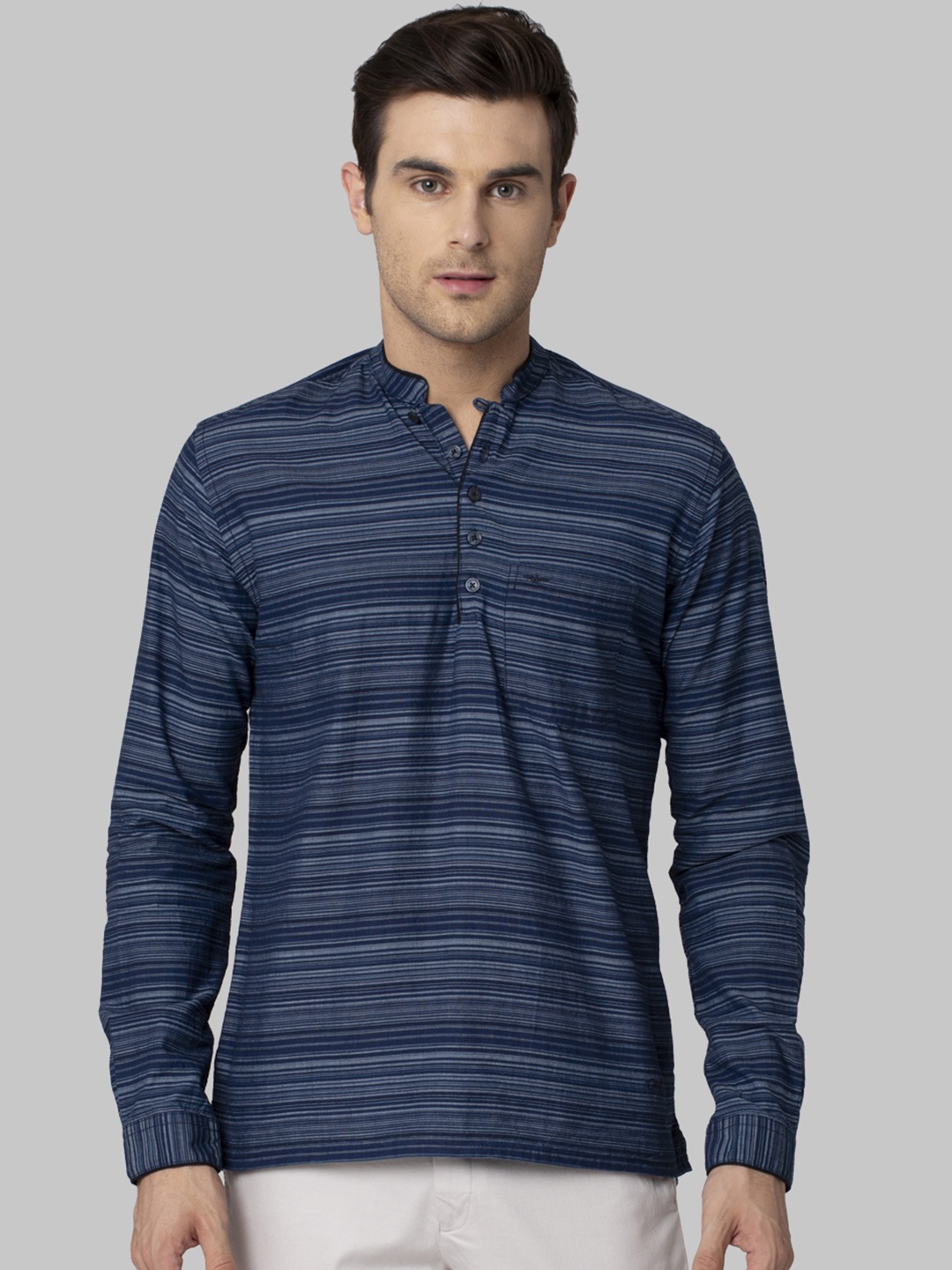 Park Avenue Men Blue Slim Fit Striped Casual Shirt