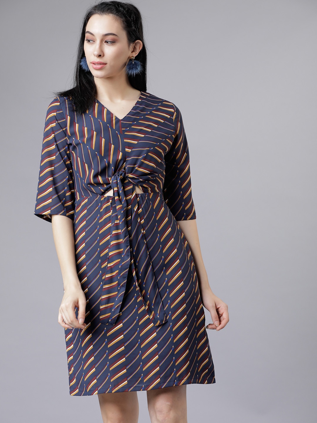 

Tokyo Talkies Women Navy Blue Sheath Dress