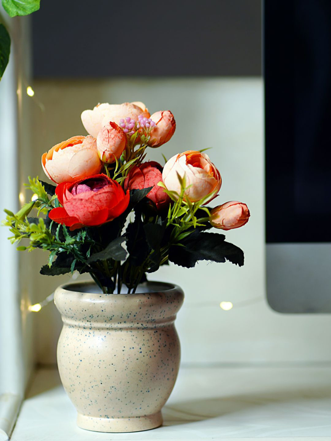 

Unravel India Off-White Stoneware Table-Top Planter