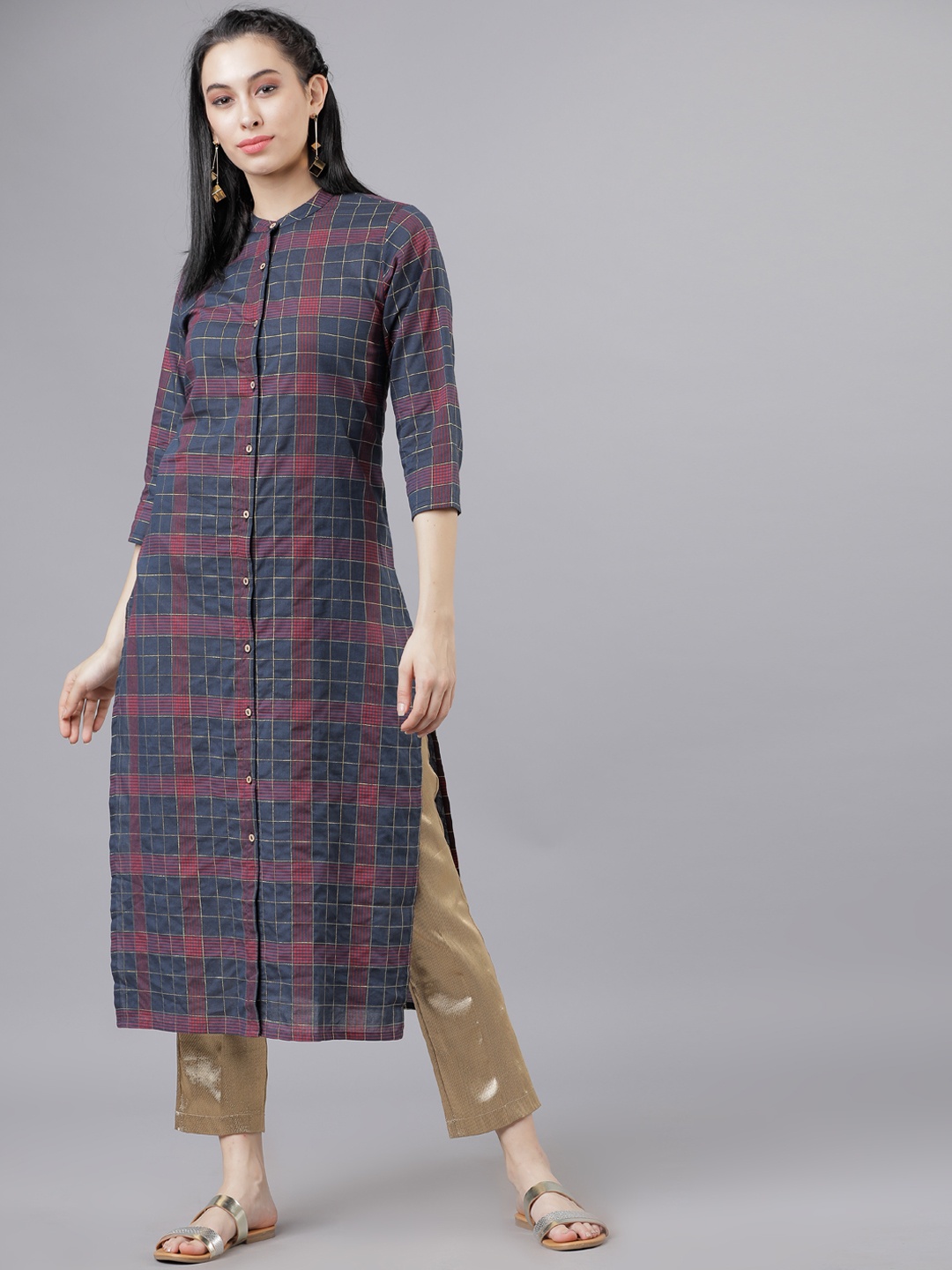 

Vishudh Women Navy Blue & Red Checked Straight Kurta