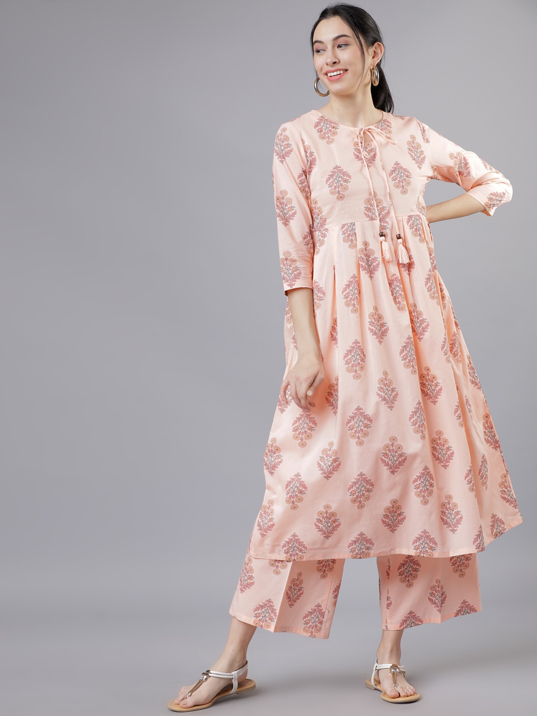 

Vishudh Women Peach-Coloured Printed Kurta with Palazzos
