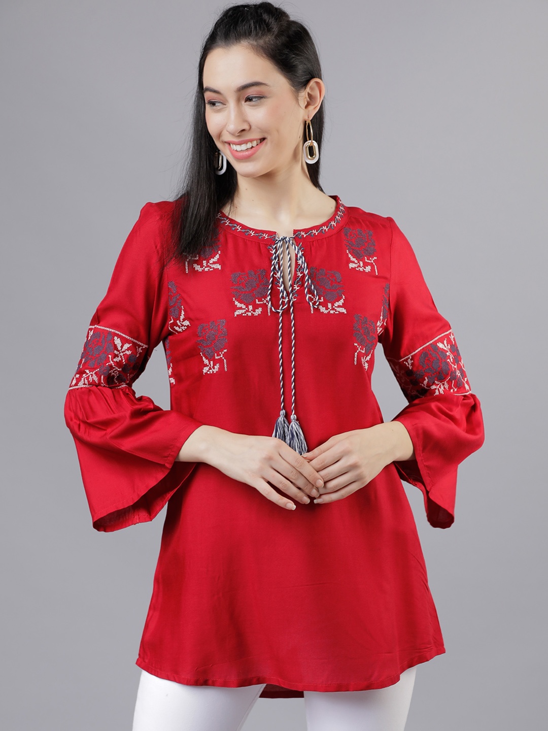 Vishudh Women Red Embroidered Top