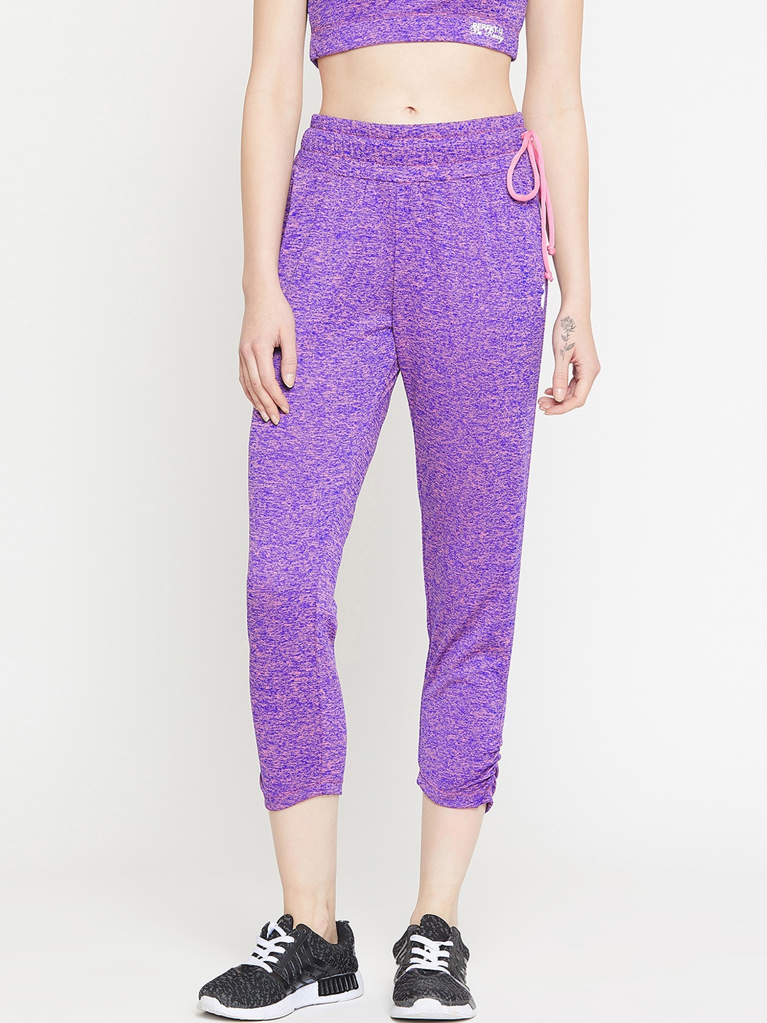 

PERFKT-U Women Pink & Blue Printed Regular Fit Capris
