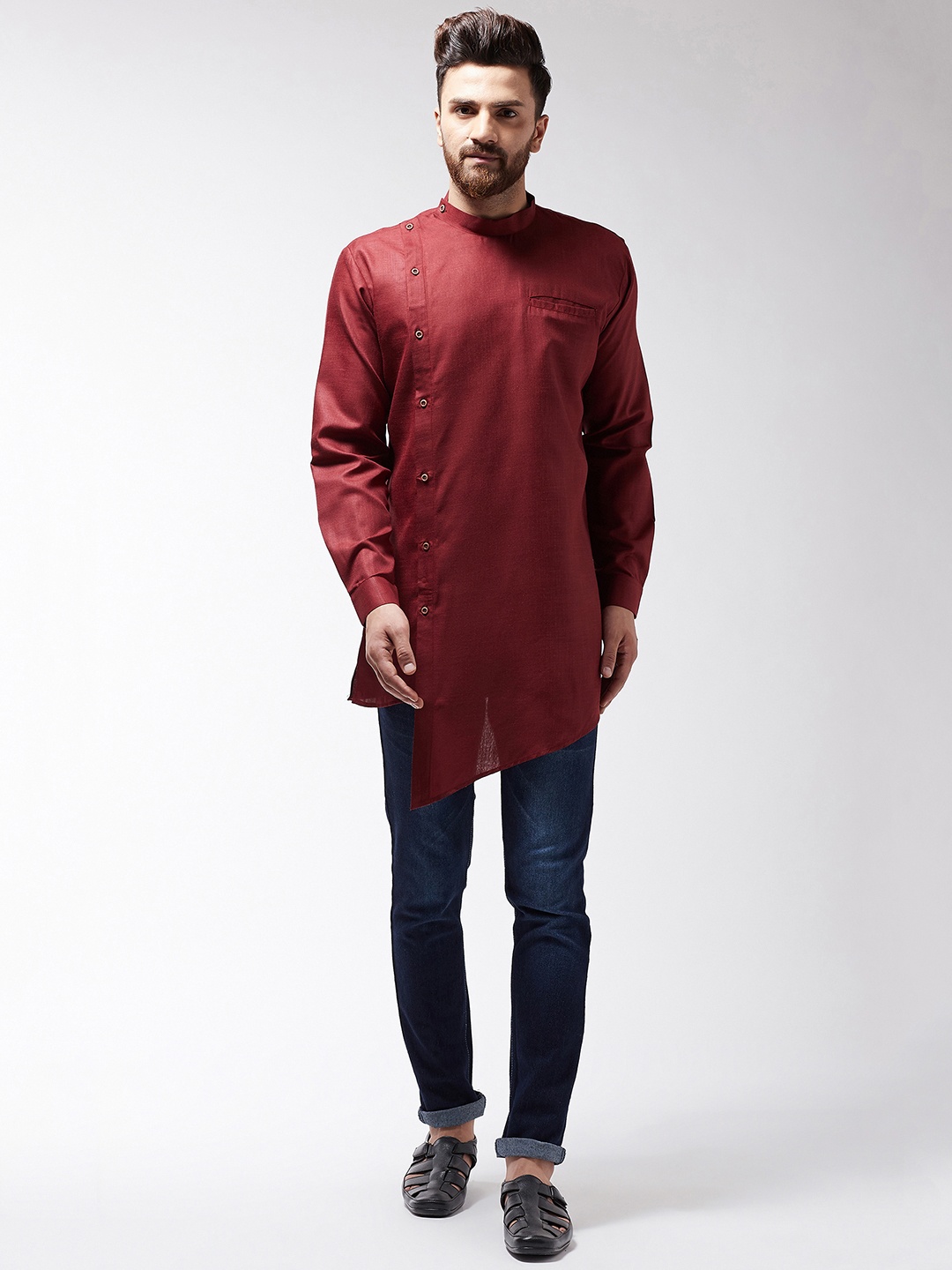 

SOJANYA Men Maroon Solid Straight Kurta