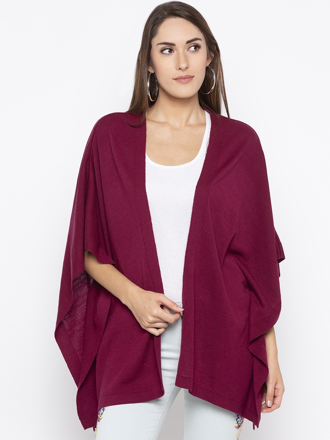 Globus Women Burgundy Solid Open Front Shrug