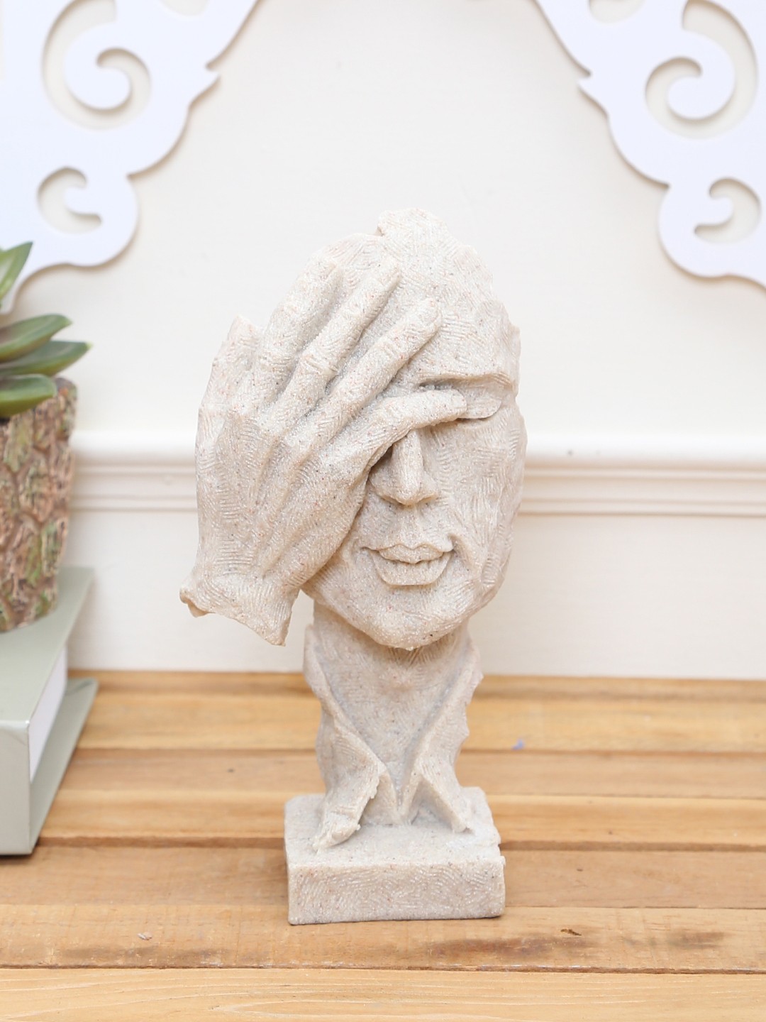 

TAYHAA White Sand Stone Face Statue