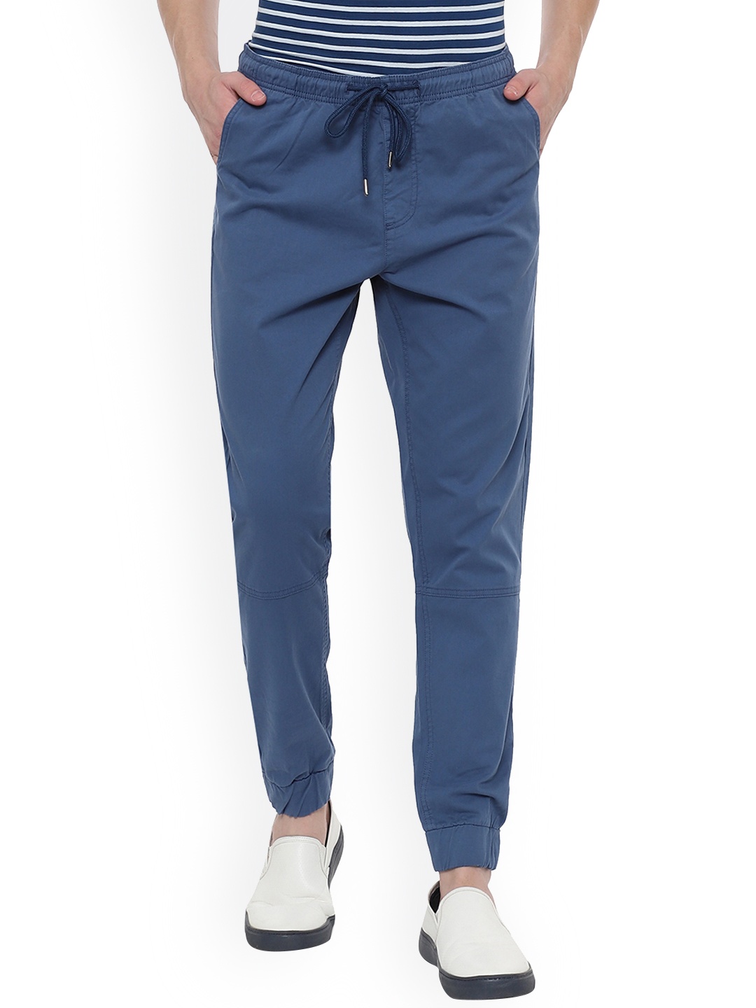 

People Men Blue Regular Fit Solid Joggers