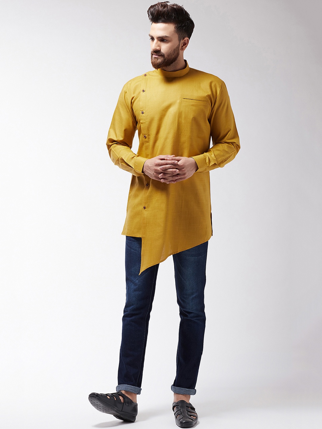 

SOJANYA Men Mustard Yellow Solid Asymmetric Hemline Straight Kurta