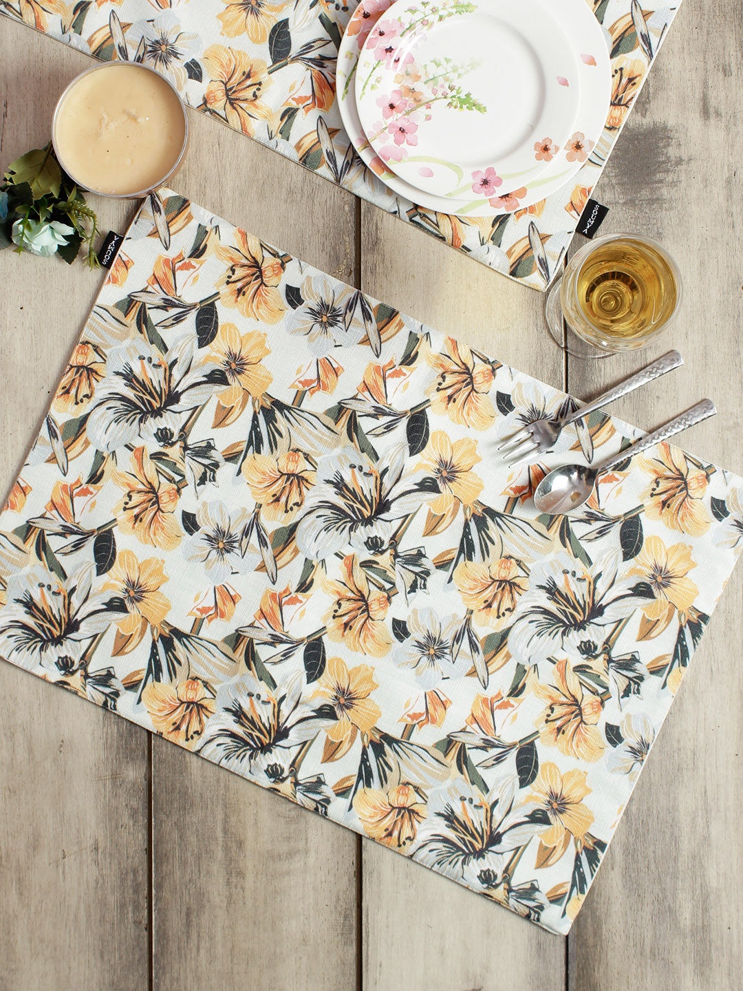 

Soumya Set of 6 Premium Printed Table Placemats, Beige