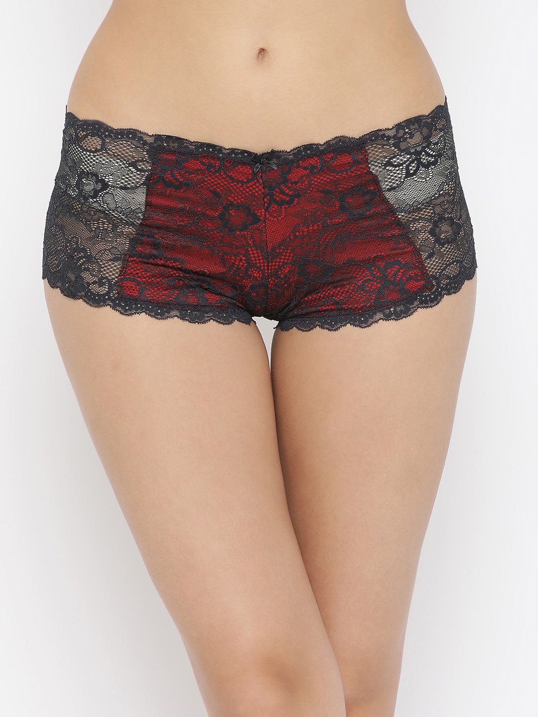 

Clovia Women Black & Red Self-Design Lace Boyshorts PN2975N13XL