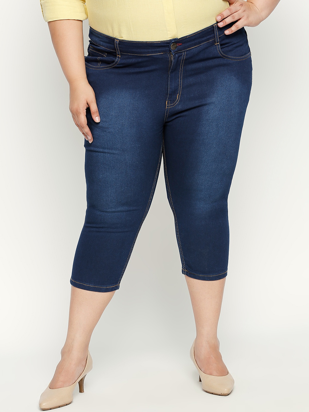 

ZUSH Plus Size Women Blue Solid Regular Fit Capris