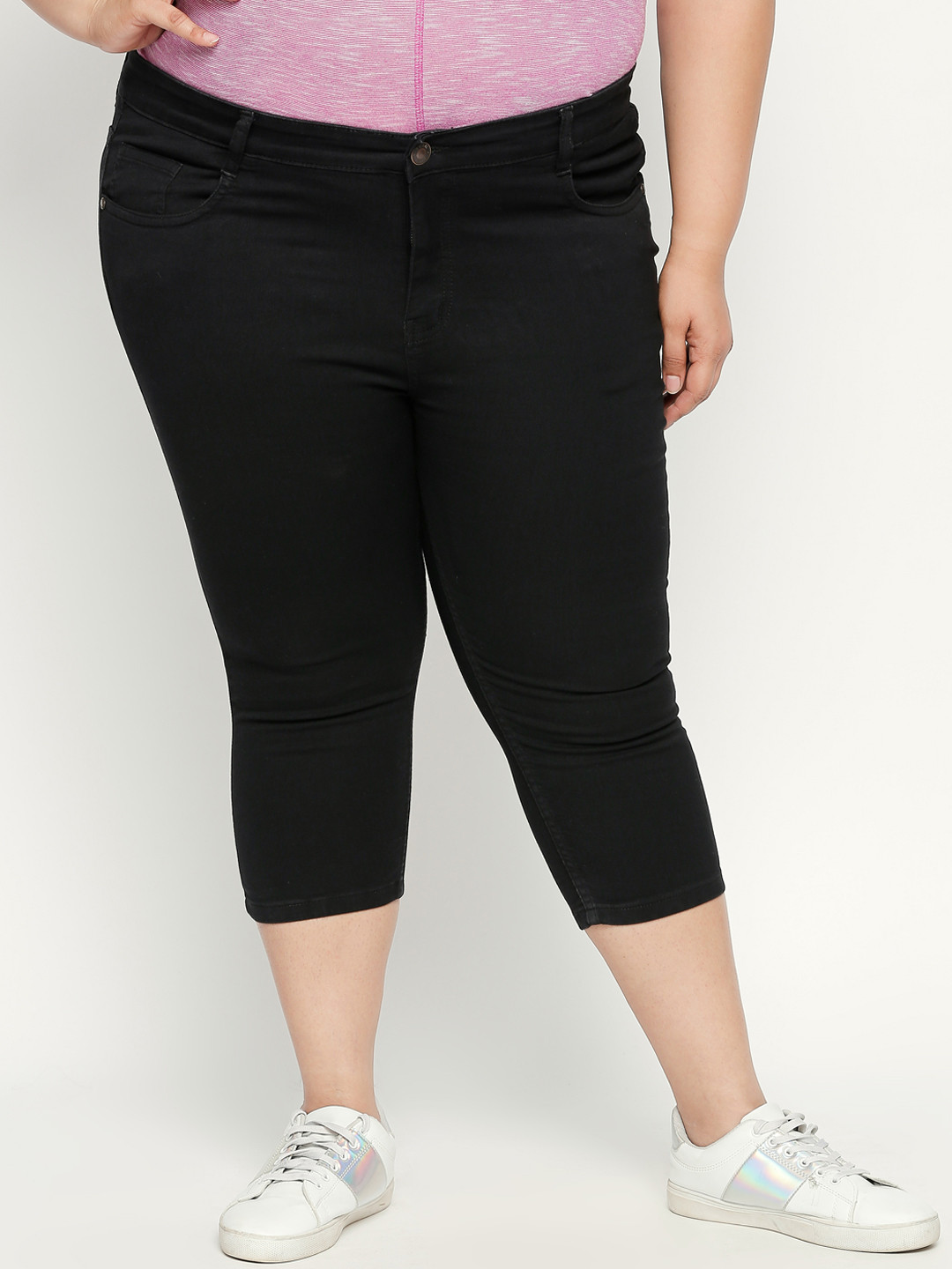 

ZUSH Plus Size Women Black Solid Regular Fit Capris