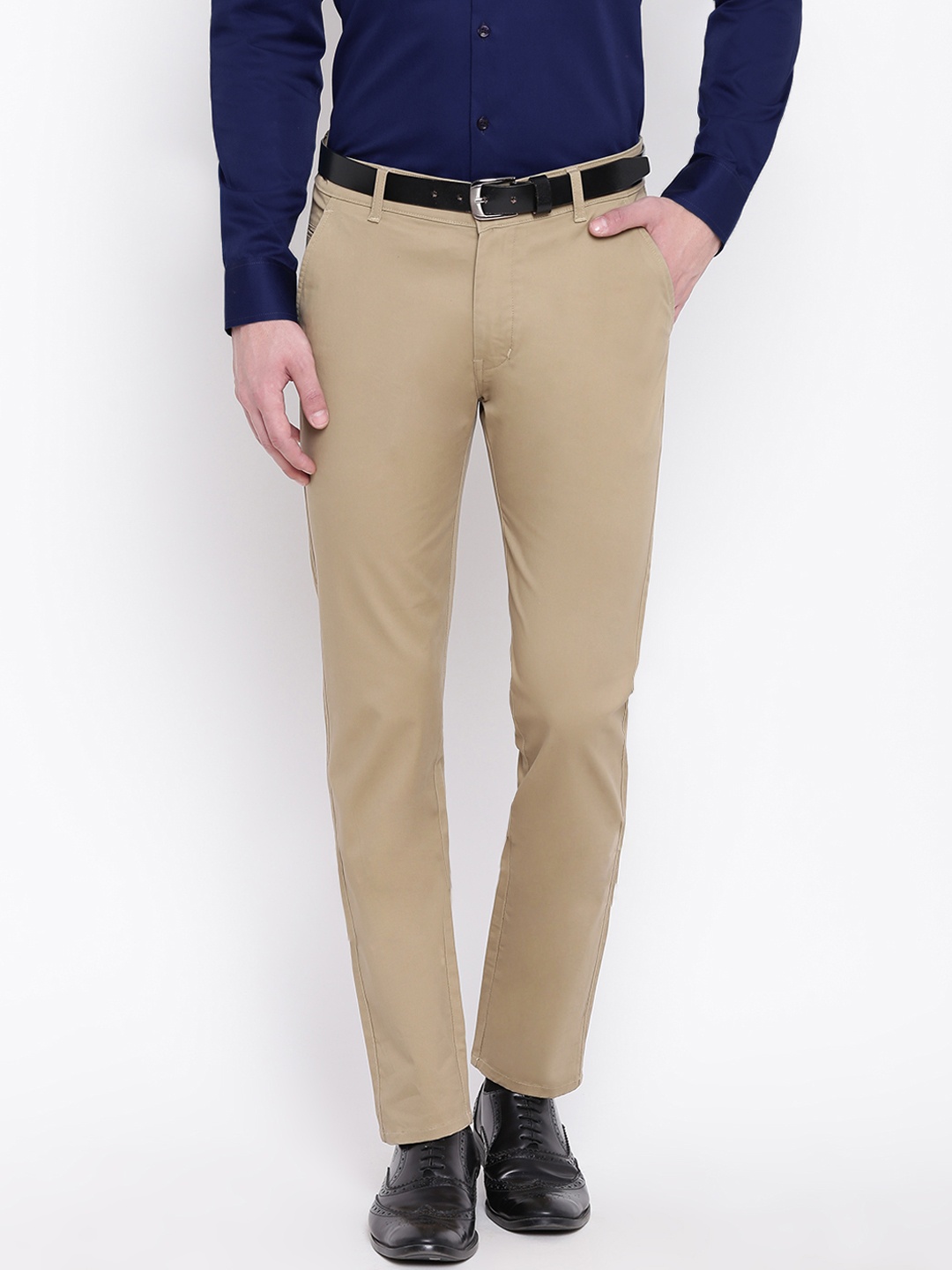 

Hancock Men Beige Slim Fit Solid Formal Trousers