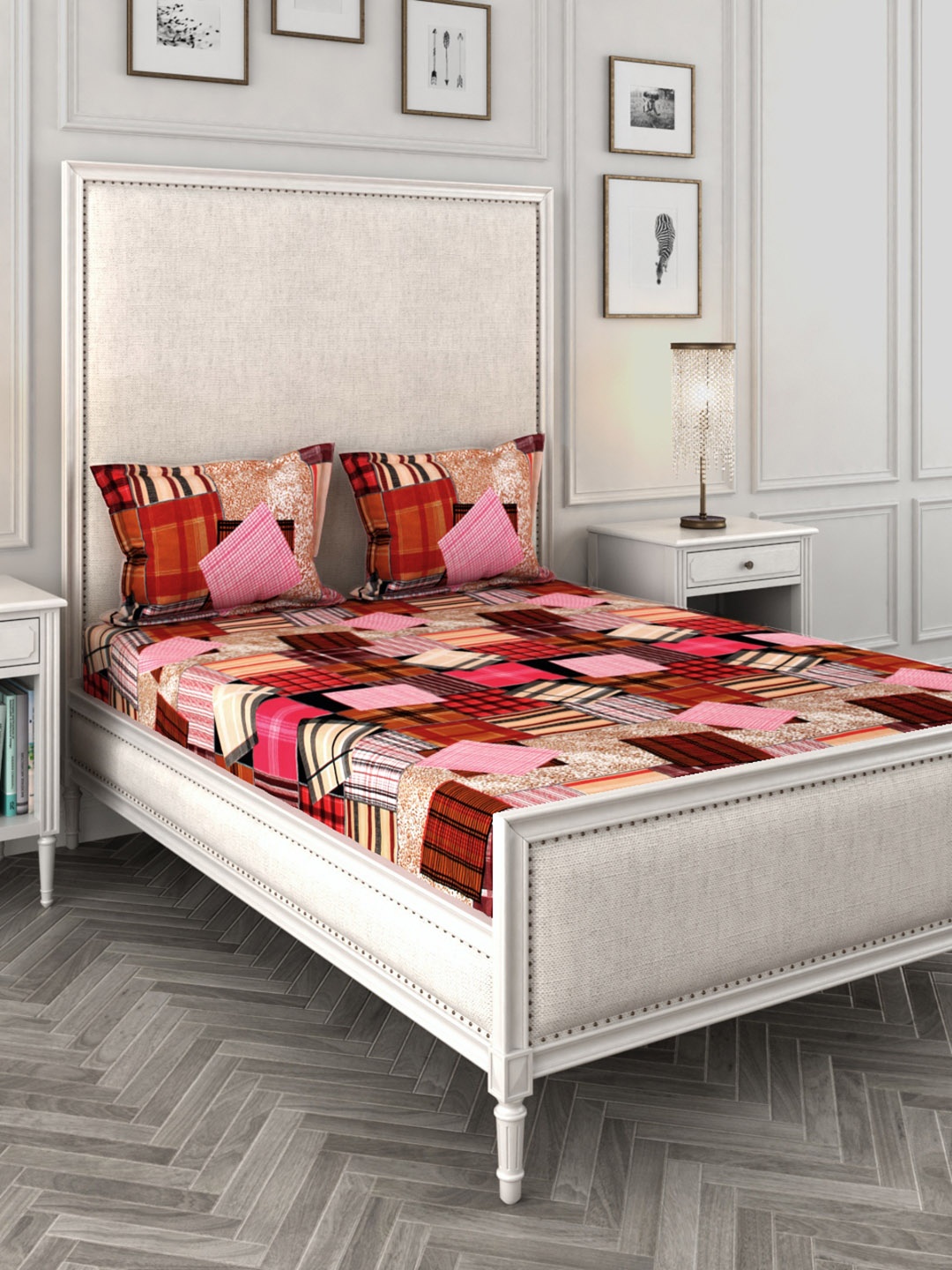

ROMEE Red & Pink Geometric 144 TC Cotton 1 Queen Bedsheet with 2 Pillow Covers
