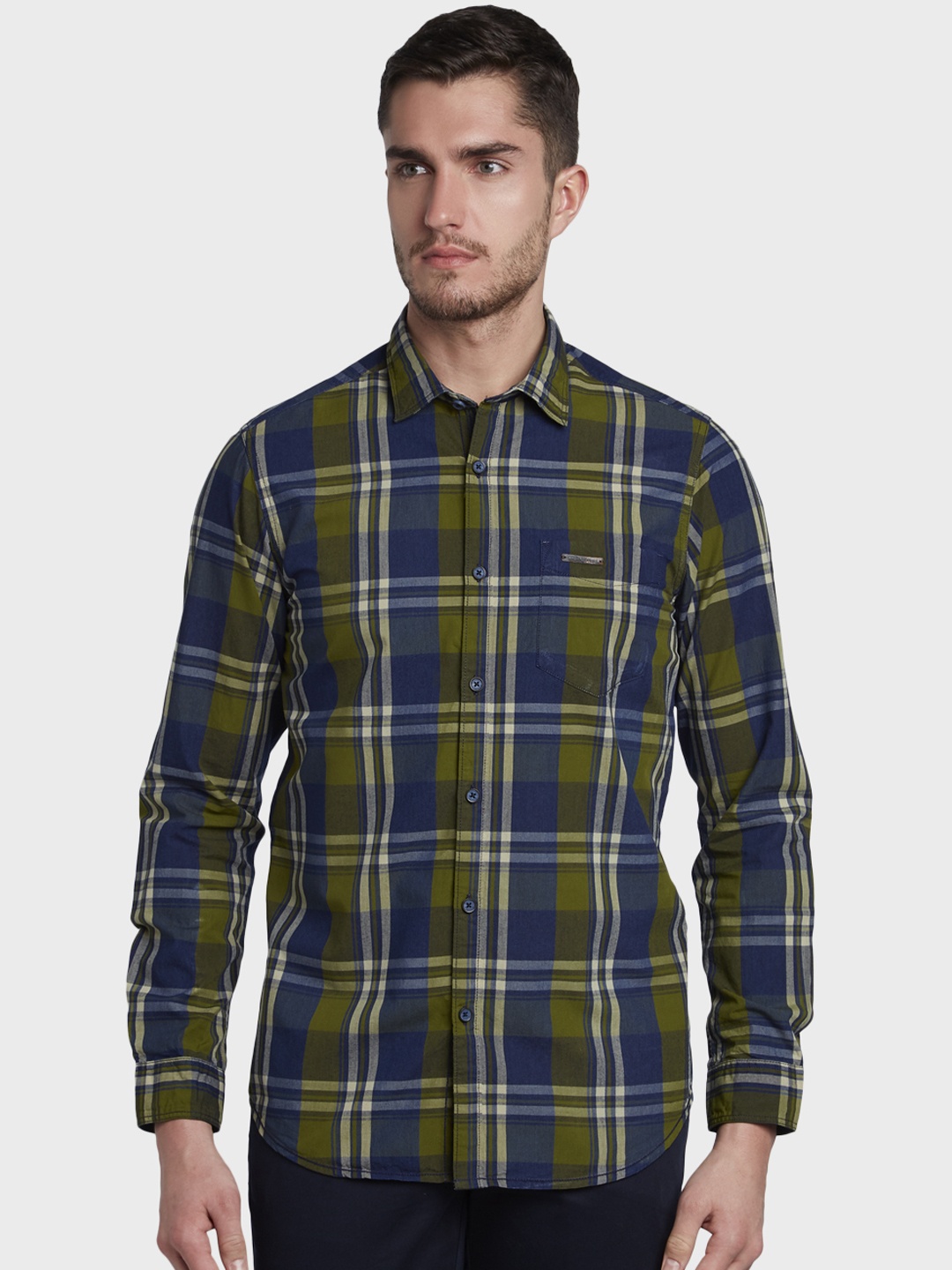 

ColorPlus Men Green & Blue Regular Fit Checked Casual Shirt