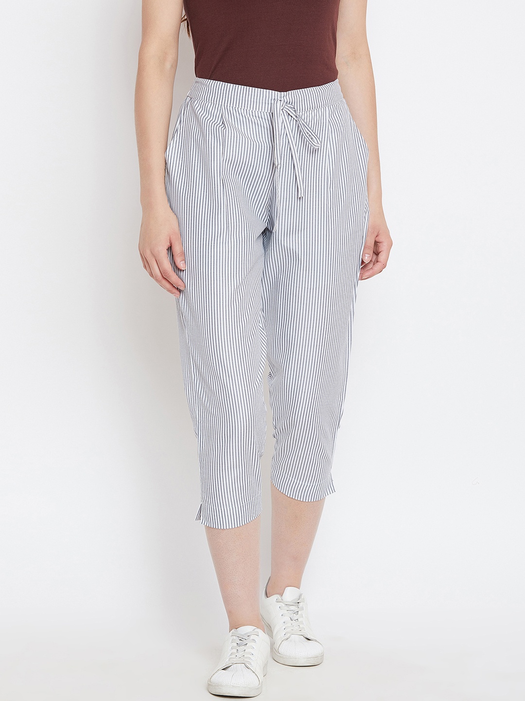 

Bitterlime Women Grey Relaxed Regular Fit Striped Peg Trousers