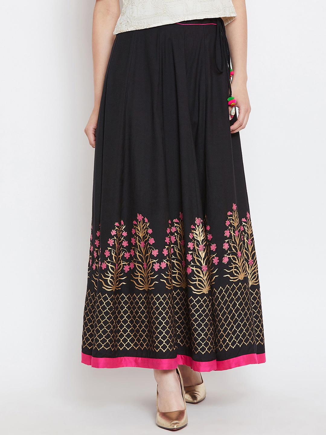 

Bitterlime Women Black Block Print Flared Maxi Skirt