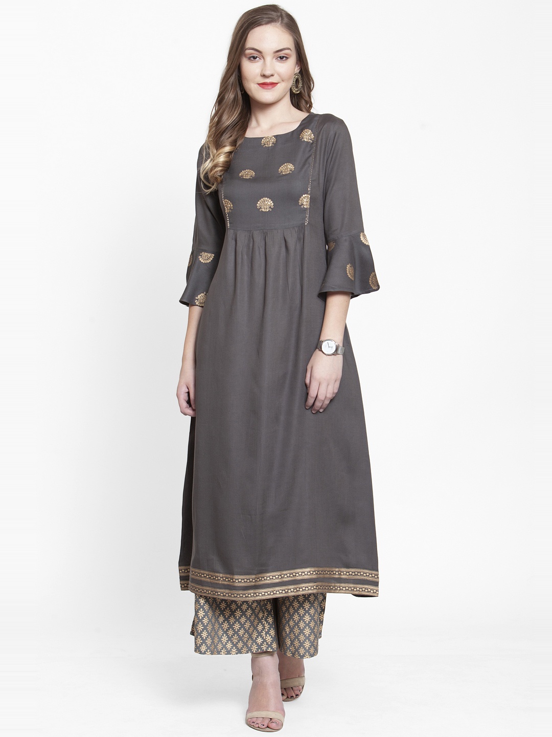 

Varanga Women Grey Printed Kurta with Palazzos