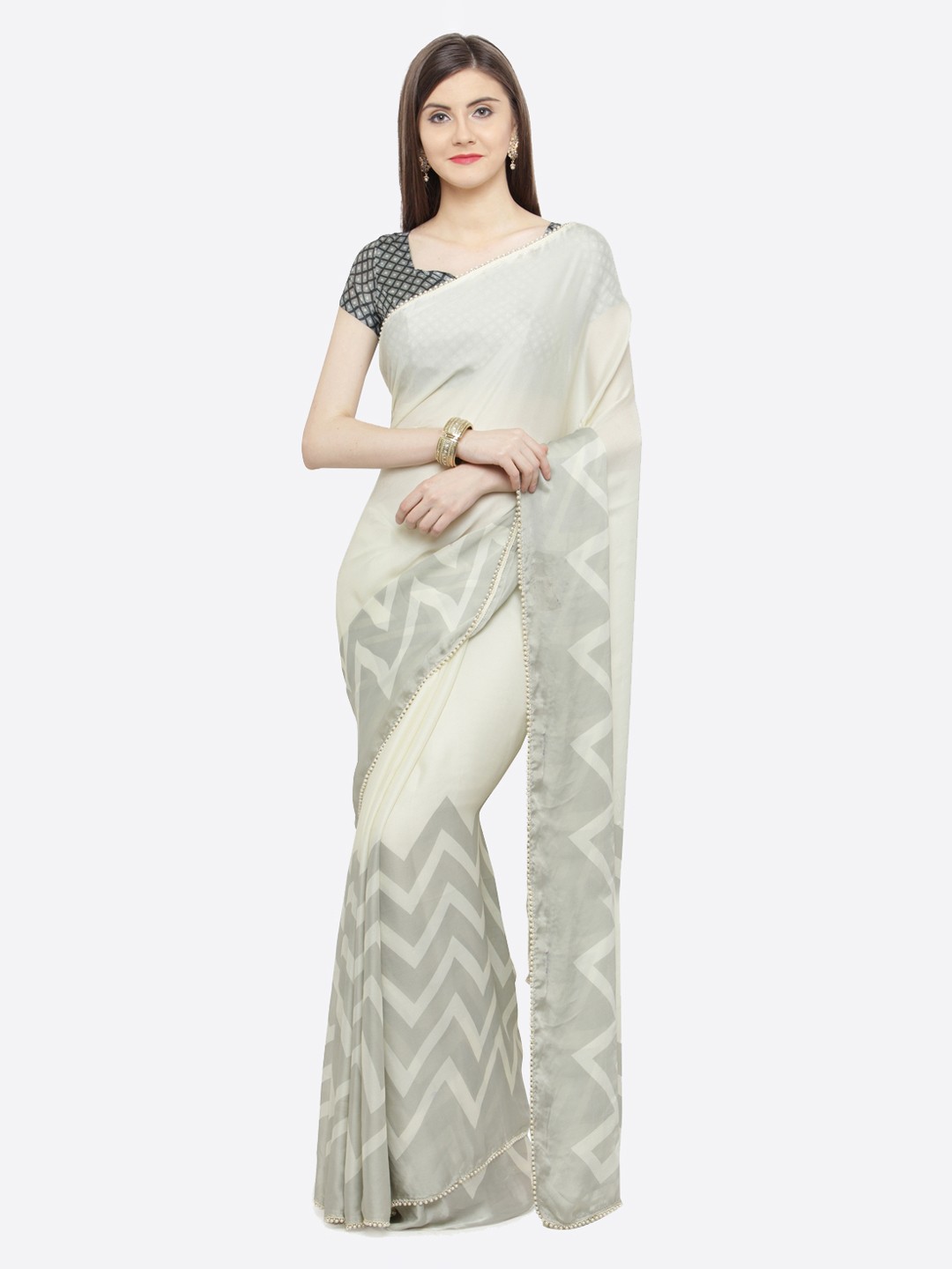 

Shaily Women Cream-Coloured & Grey Printed Saree