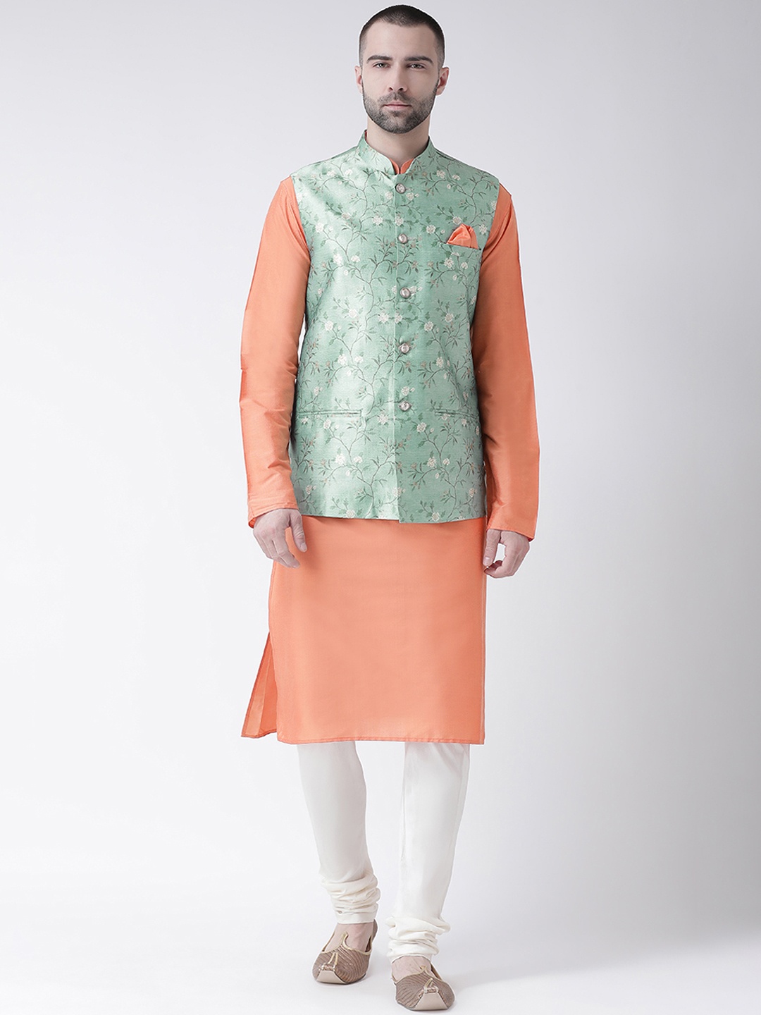 

KISAH Men Peach-Coloured & Turquoise Blue Solid Churidar Kurta with Nehru Jacket
