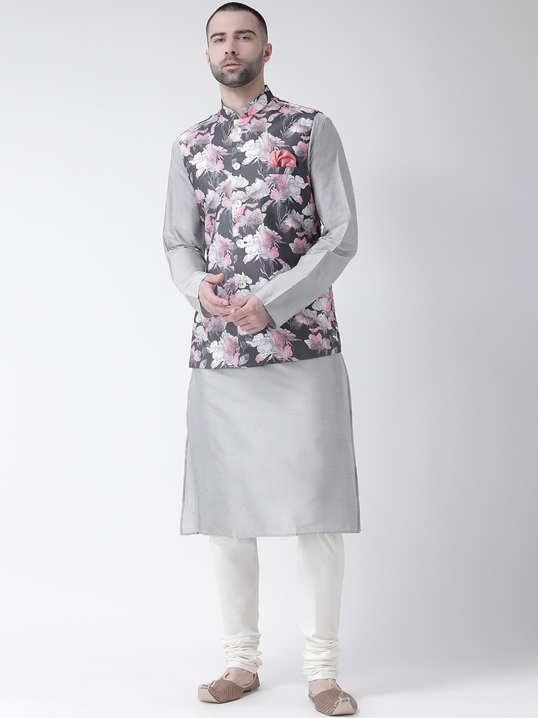 

KISAH Men Grey Kurta with Churidar & Black Printed Nehru Jacket